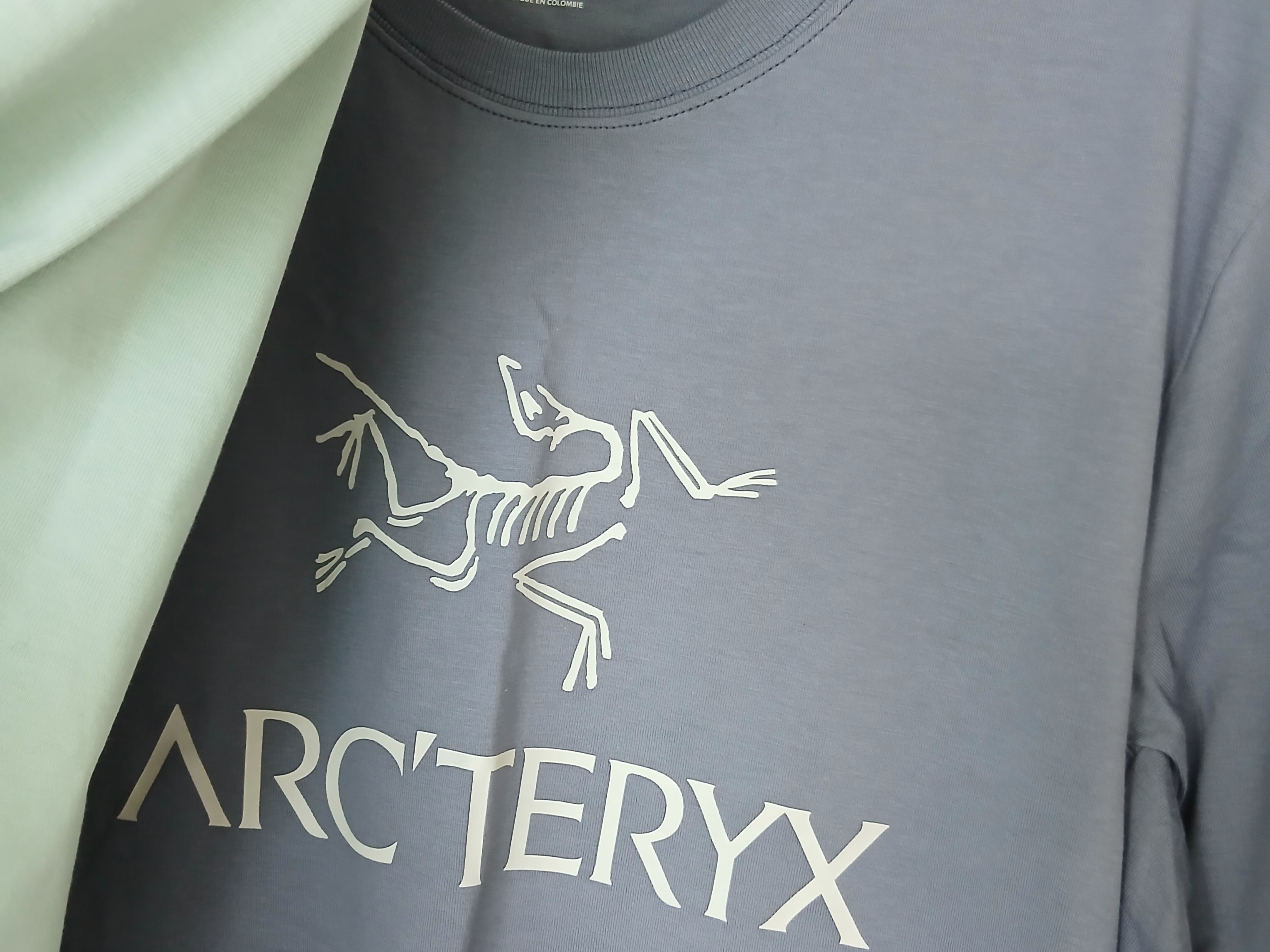 Arc'teryx Arc'word Logo SS T-Shirt Black II, Arc'teryx Arc'word Logo SS T-Shirt Black 착용 스타일 - 5