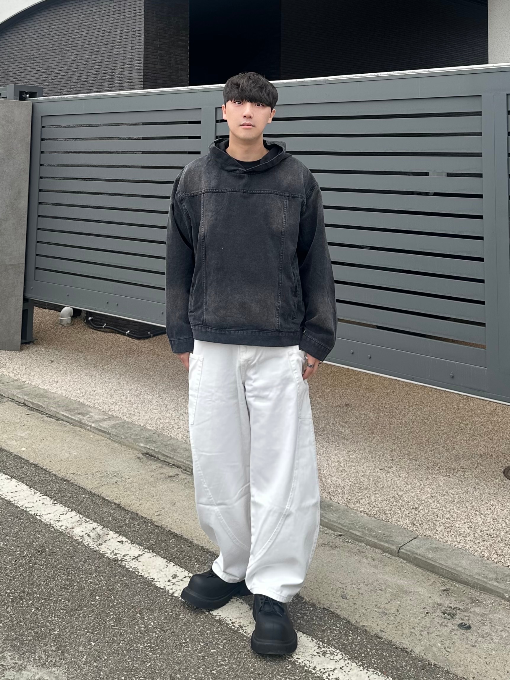 Balenciaga Steroid Derby Black 착용 스타일 - 2