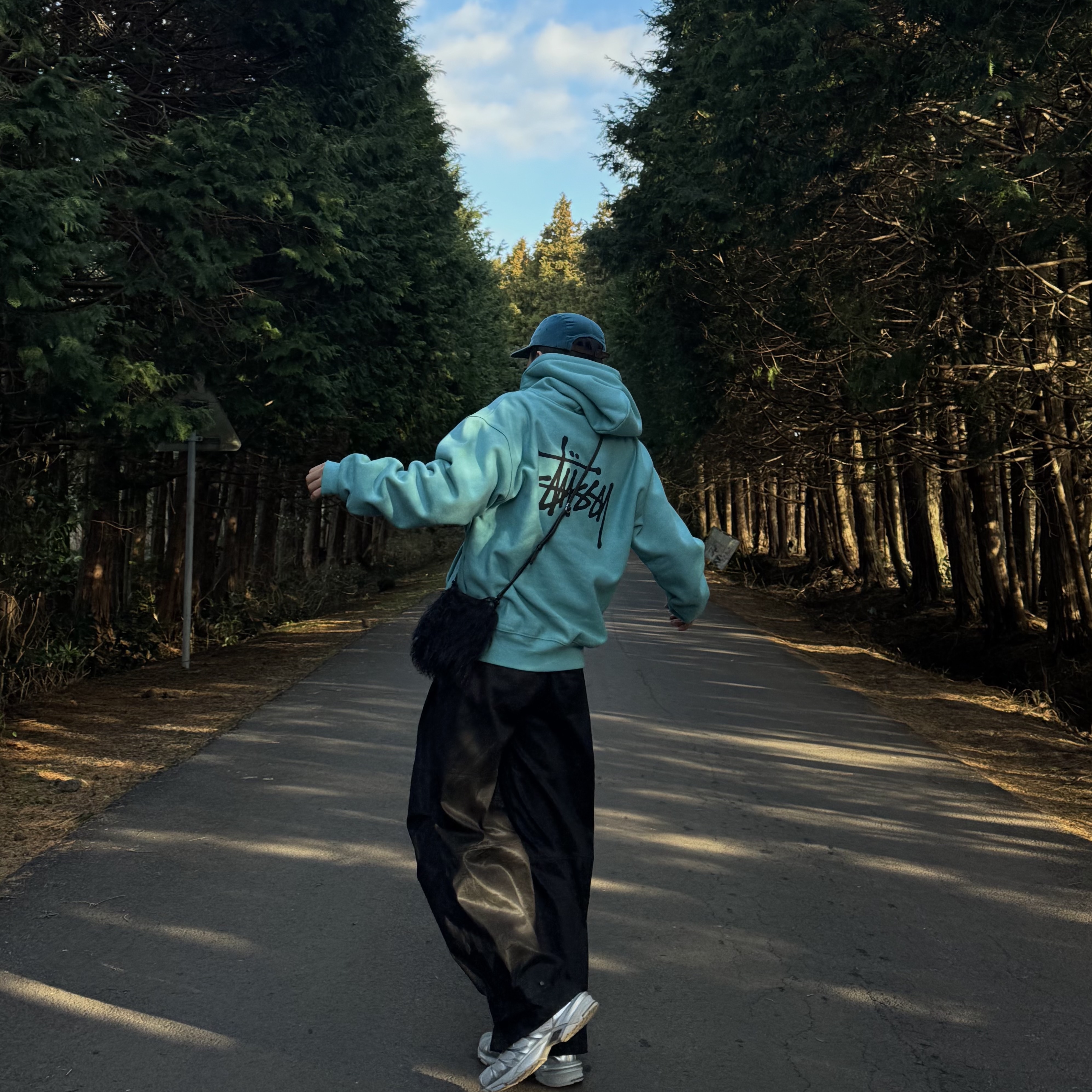 Stussy Basic Stussy Zip Hoodie Ocean 2024 착용 스타일 - 1