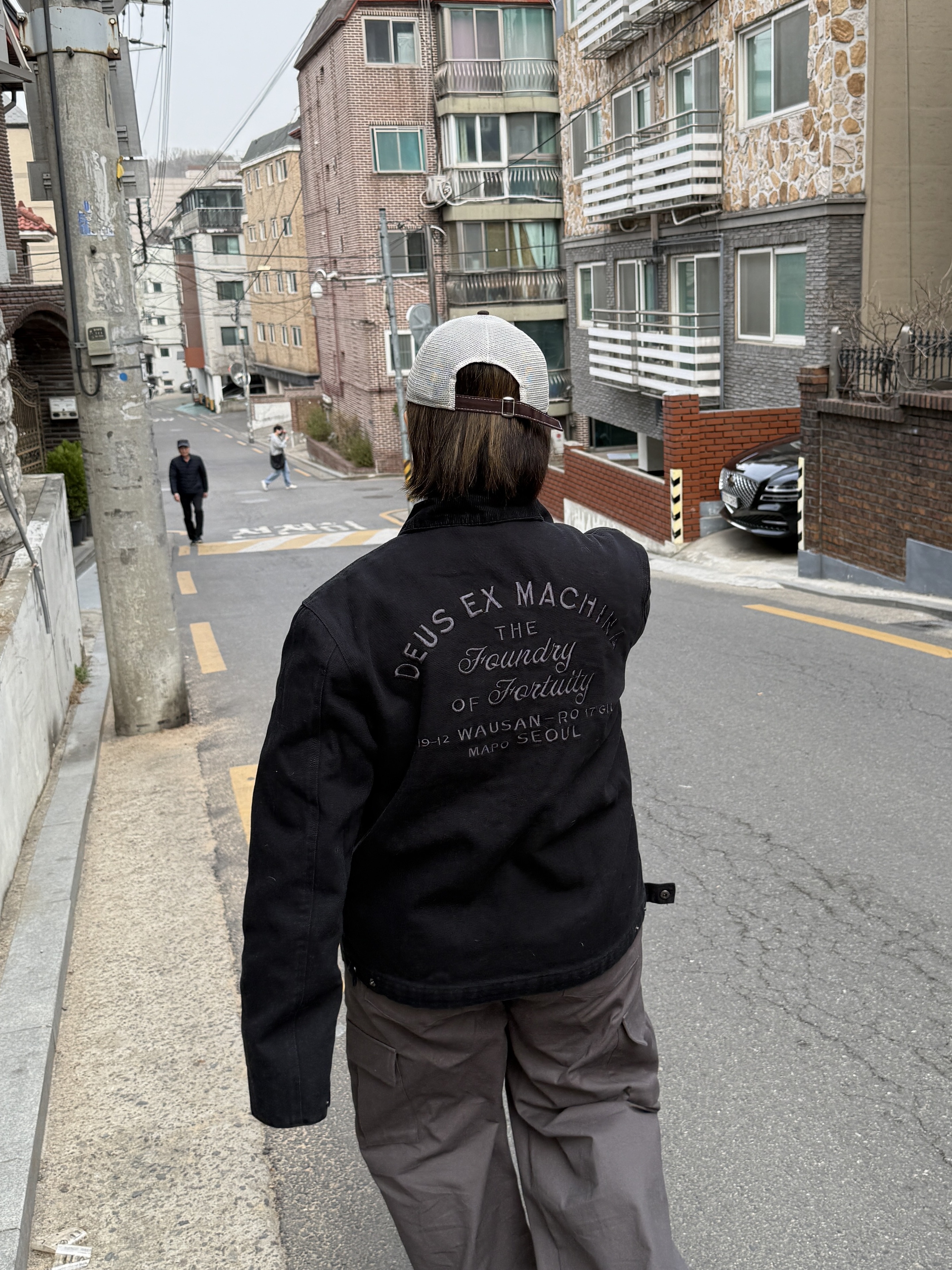Deus Ex Machina Seoul Address Workwear Jacket Black, Stussy New Era 9twenty Basic Trucker Brown 착용 스타일 - 2