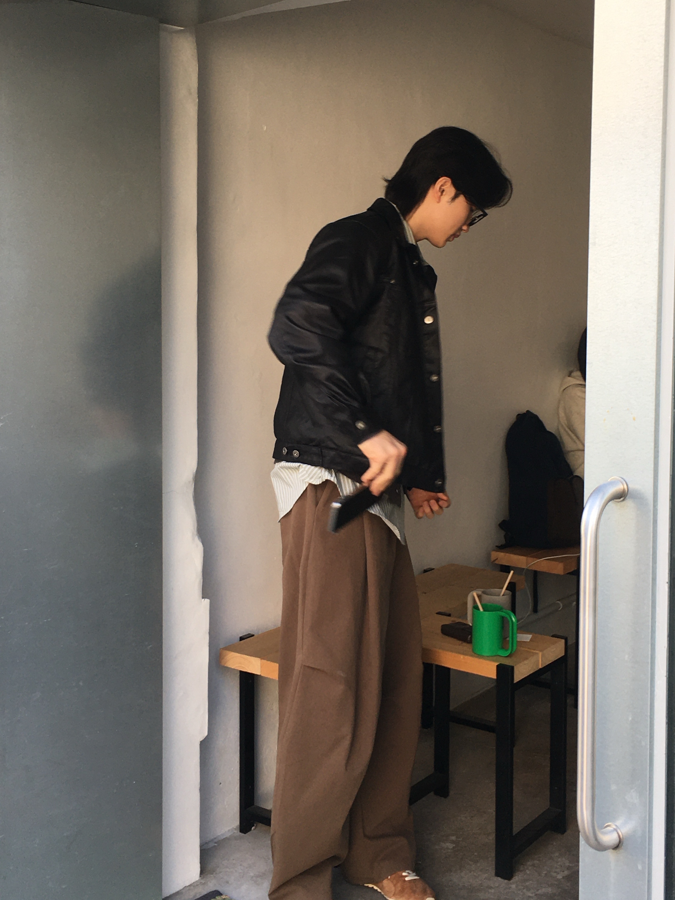 Porter Freestyle Multi Coin Case Brown 착용 스타일 - 5