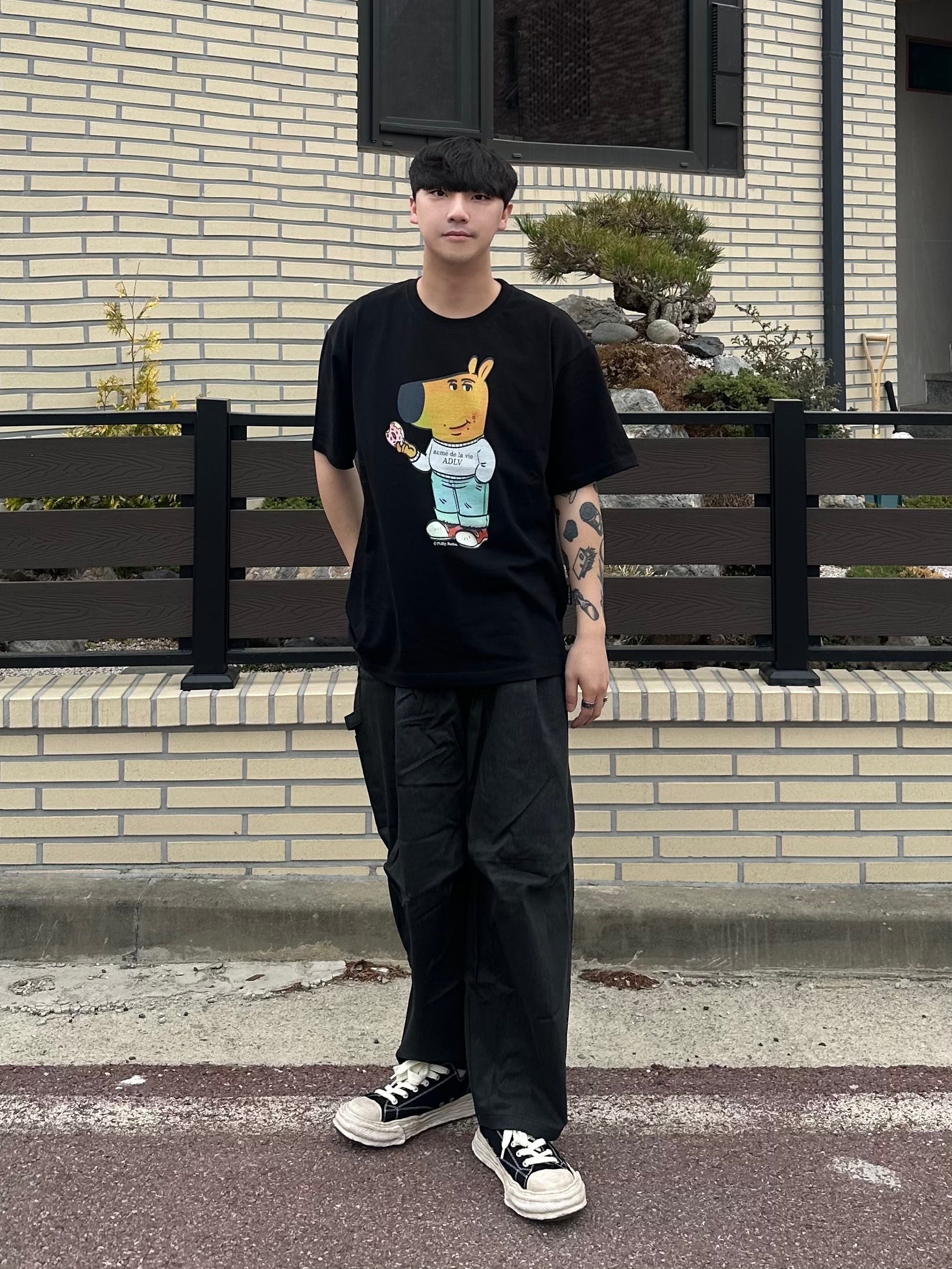 Maison Mihara Yasuhiro Peterson VL OG Sole Canvas Low-top Sneakers Black 착용 스타일 - 1