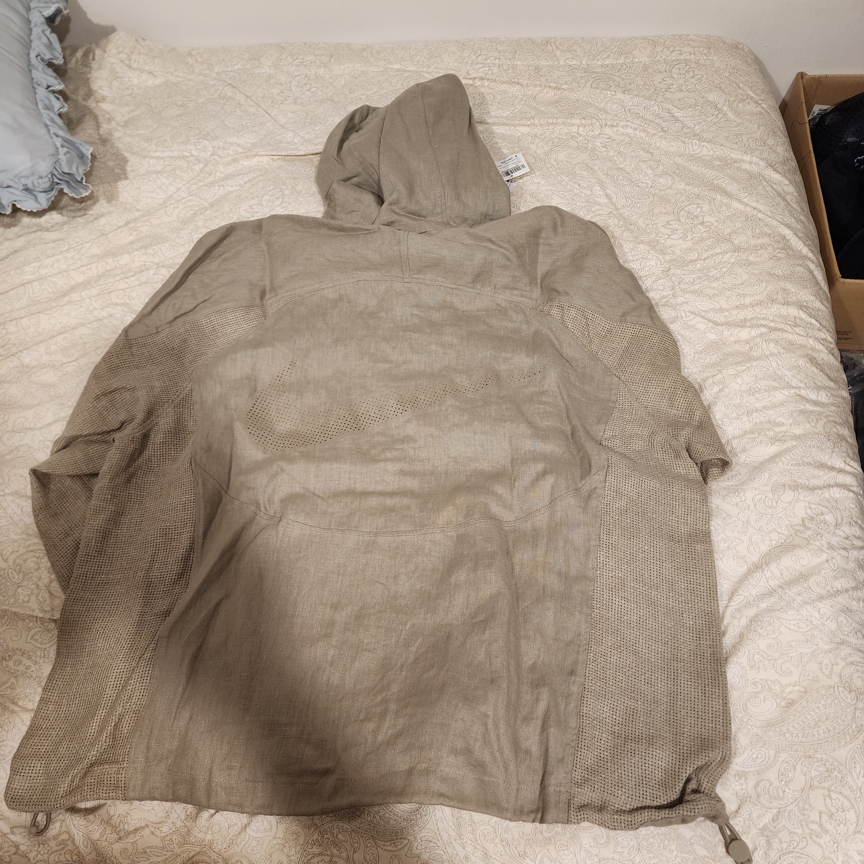 Nike x Stussy Linen Shell Jacket Chino (FZ5751-263) 착용 스타일 - 3