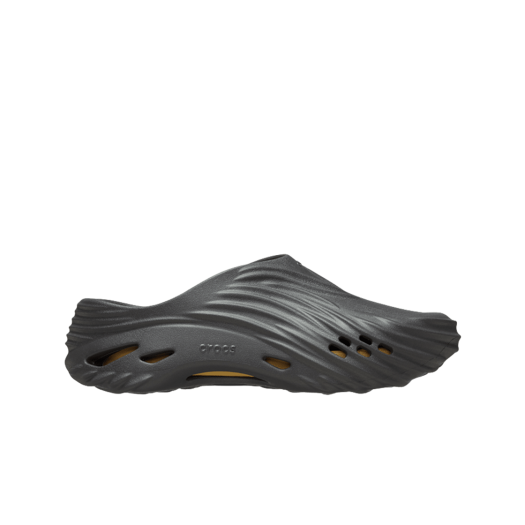 210521-0LD Crocs Echo Wave Clog Black Sand