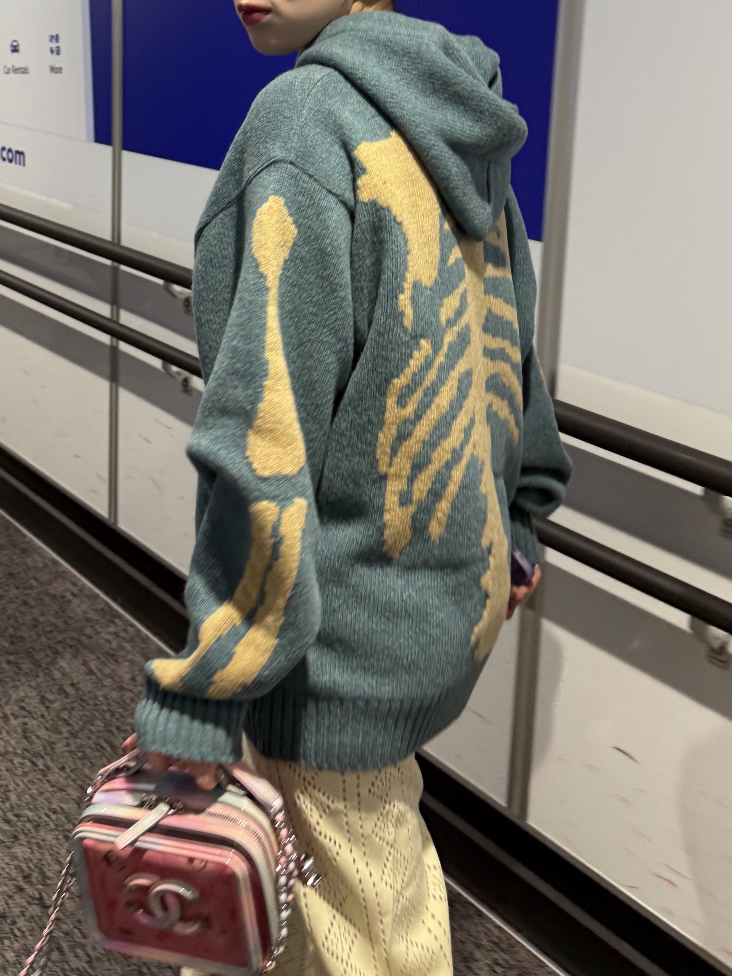 Kapital 5G Wool Bone Hooded Sweater Saxophone 착용 스타일 - 2