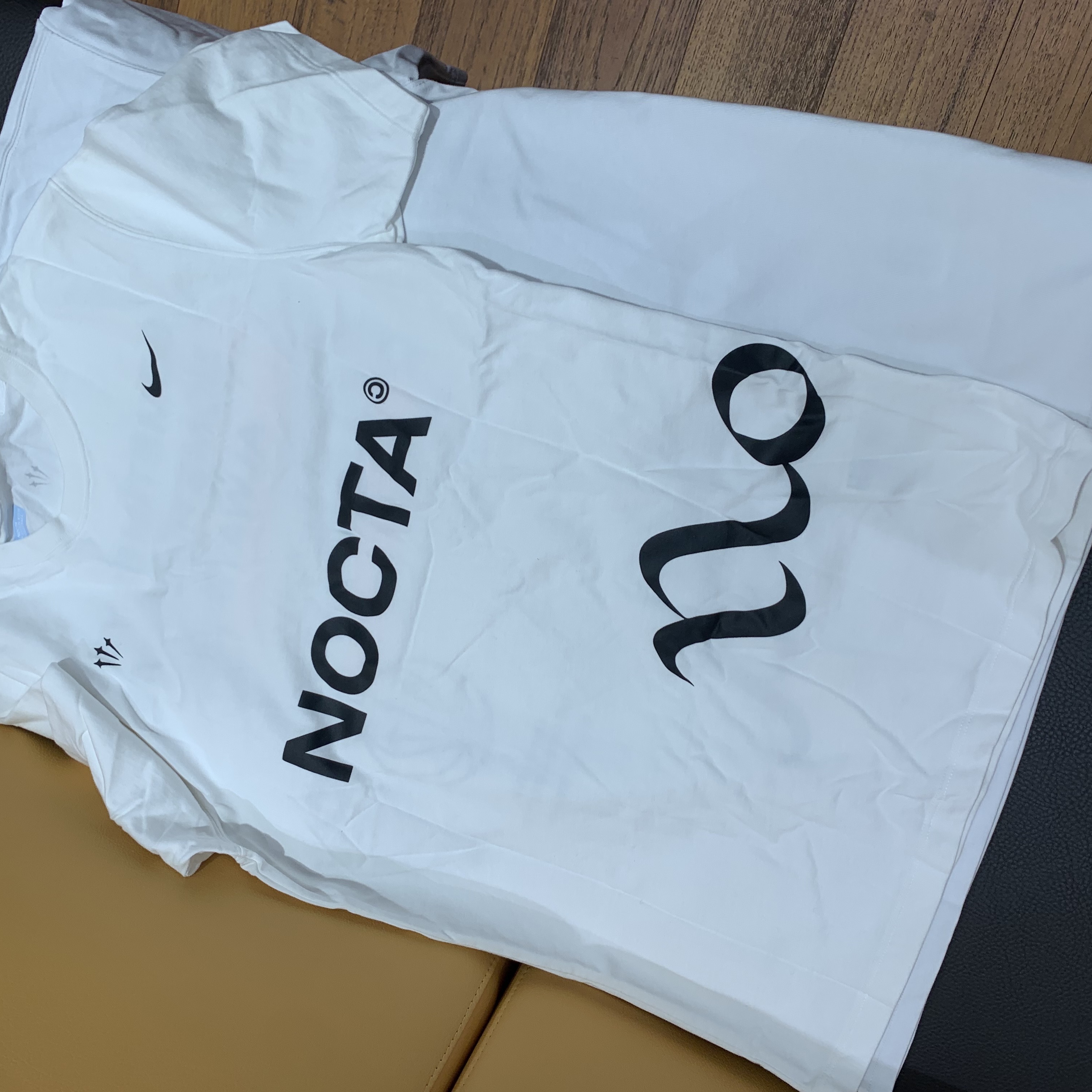 Nike x Drake Nocta NRG Essential Short Sleeve Top White - Asia 착용 스타일 - 1