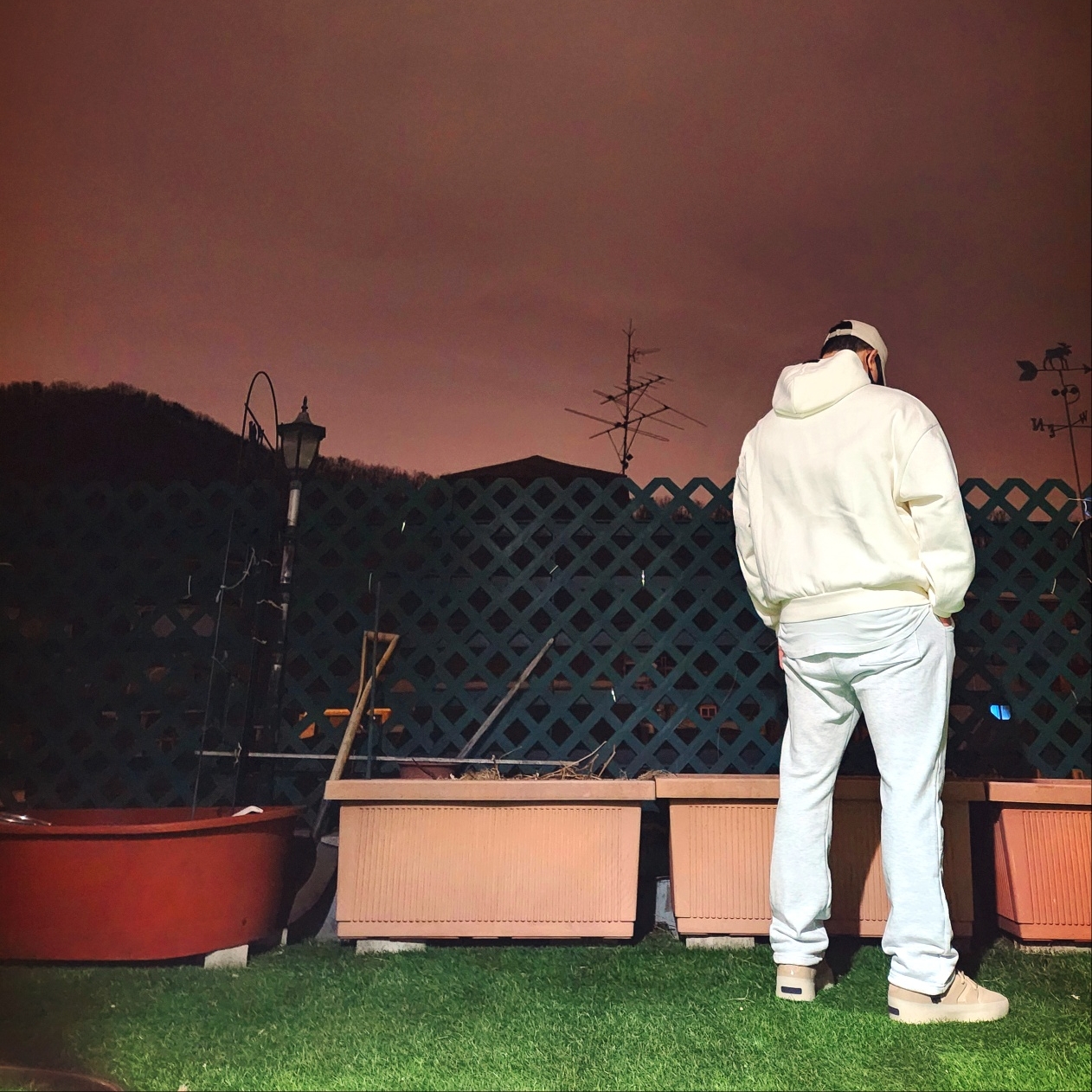 Aeae Web Logo 5 Pannel Ball Cap Khaki, Essentials Hoodie Cloud Dancer - 23FW 착용 스타일 - 3