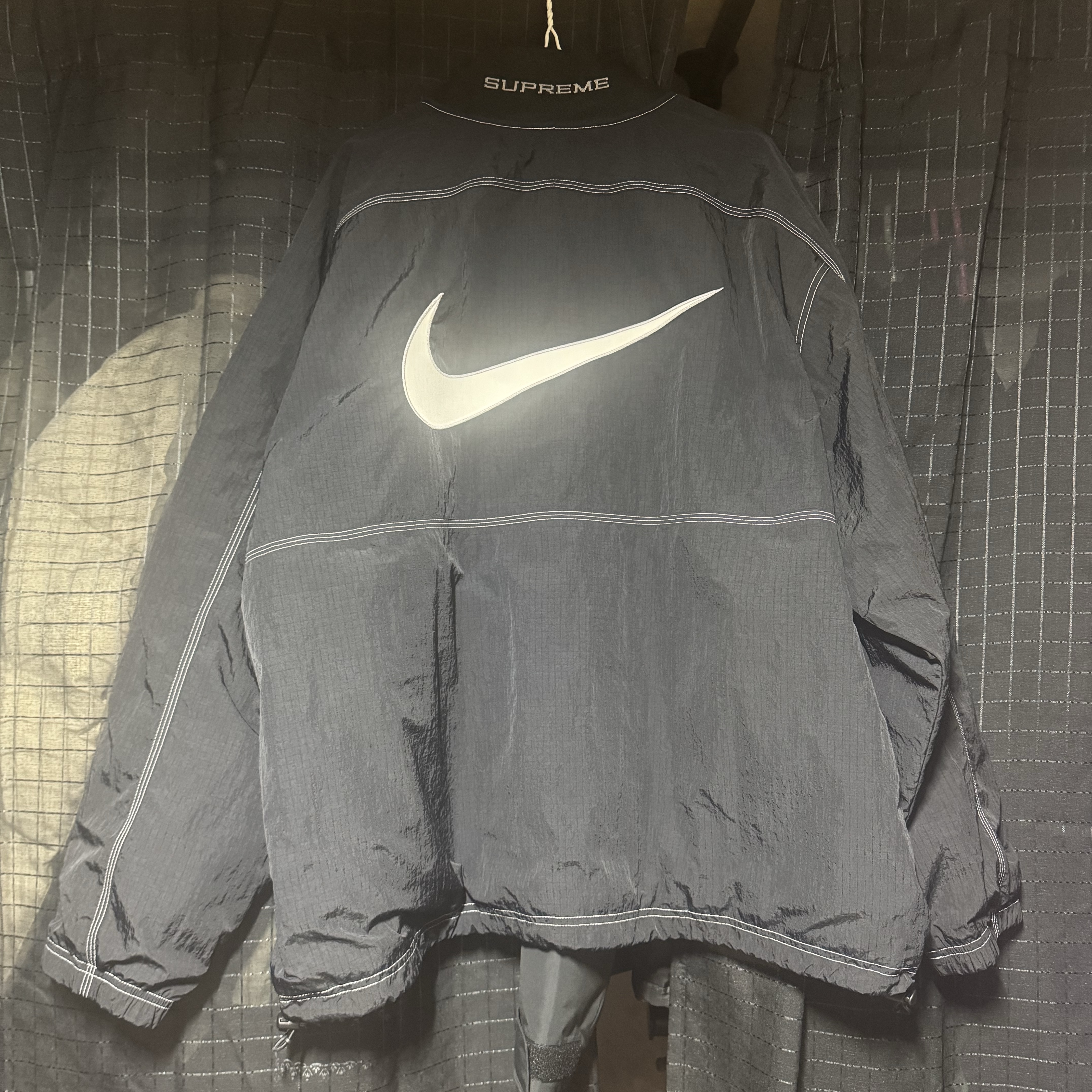 Supreme x Nike Ripstop Pullover Black - 24SS 착용 스타일