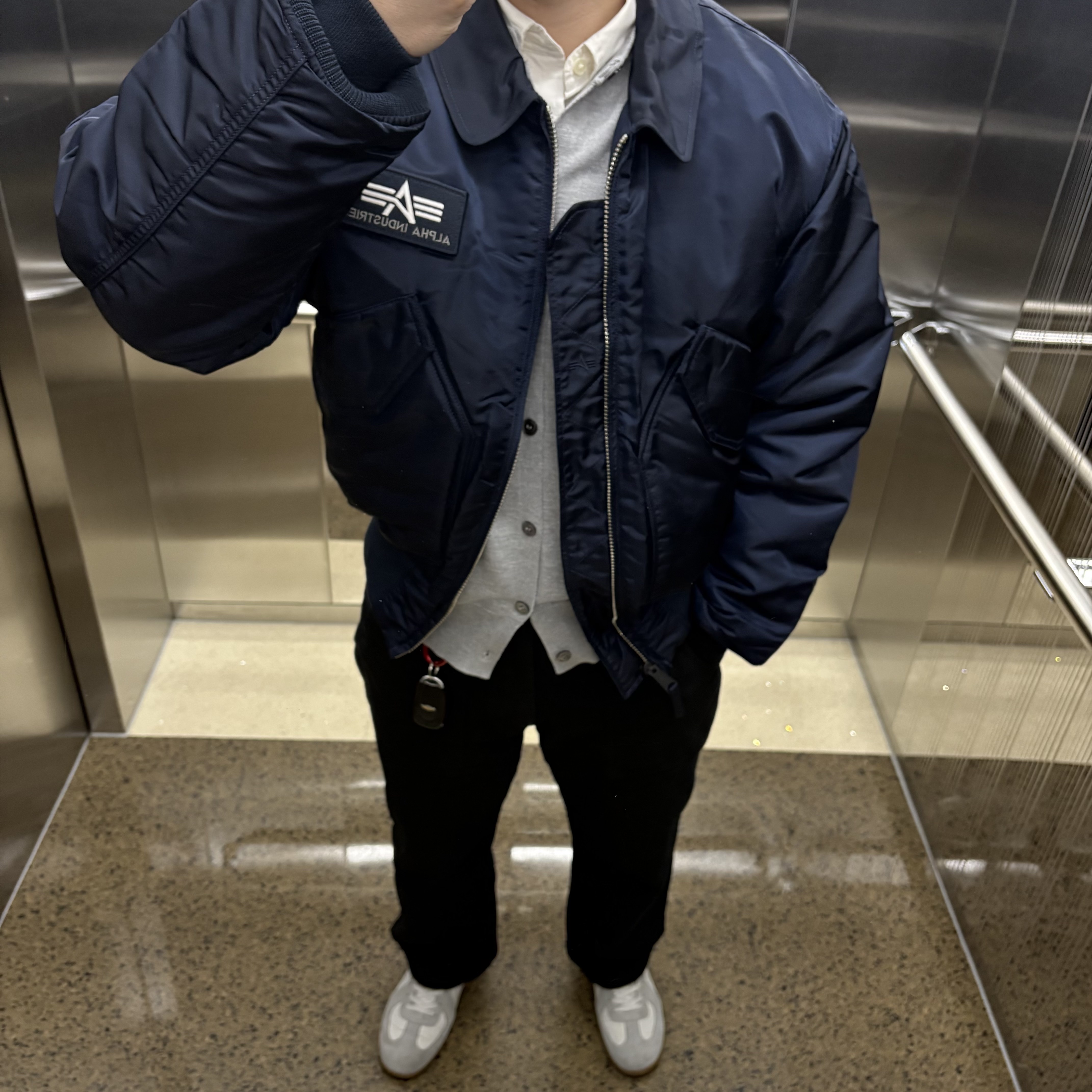 ALPHA INDUSTRIES ALPHA Cwu 45/p Flight Jacket Replica Blue, Reproduction of Found German Military Trainer 1700L Panna 착용 스타일