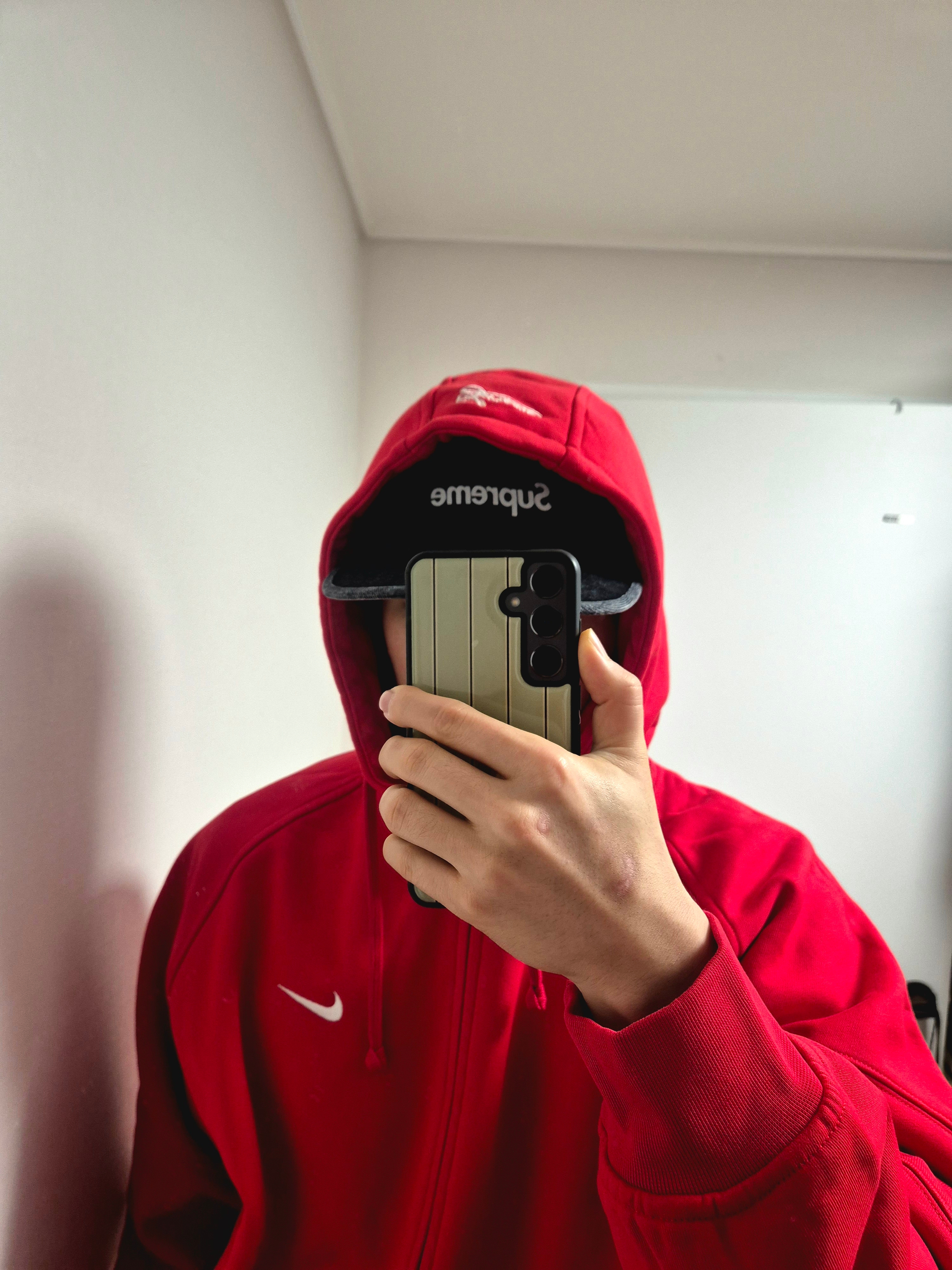 Supreme x Nike Zip Up Hooded Sweatshirt Red - 25SS, Nike x Supreme Air Force 1 Low Black 착용 스타일 - 2