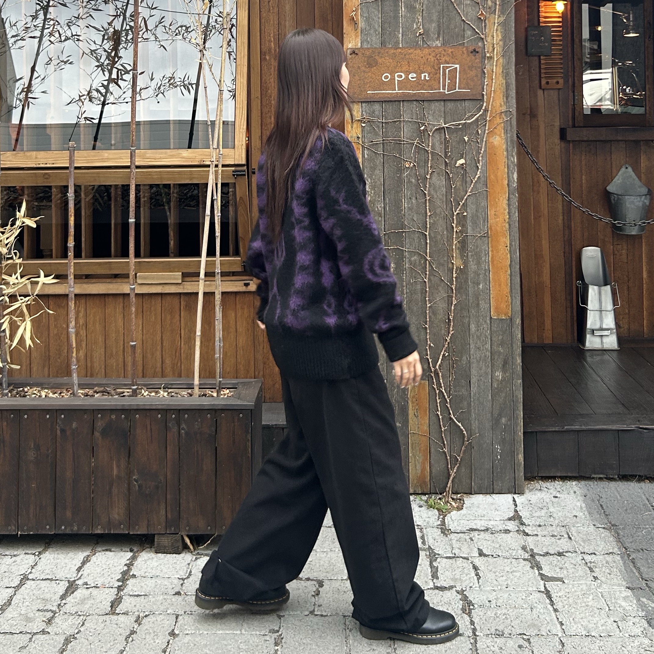 South2 West8 Loose Fit Sweater S2W8 Native Purple 착용 스타일 - 2