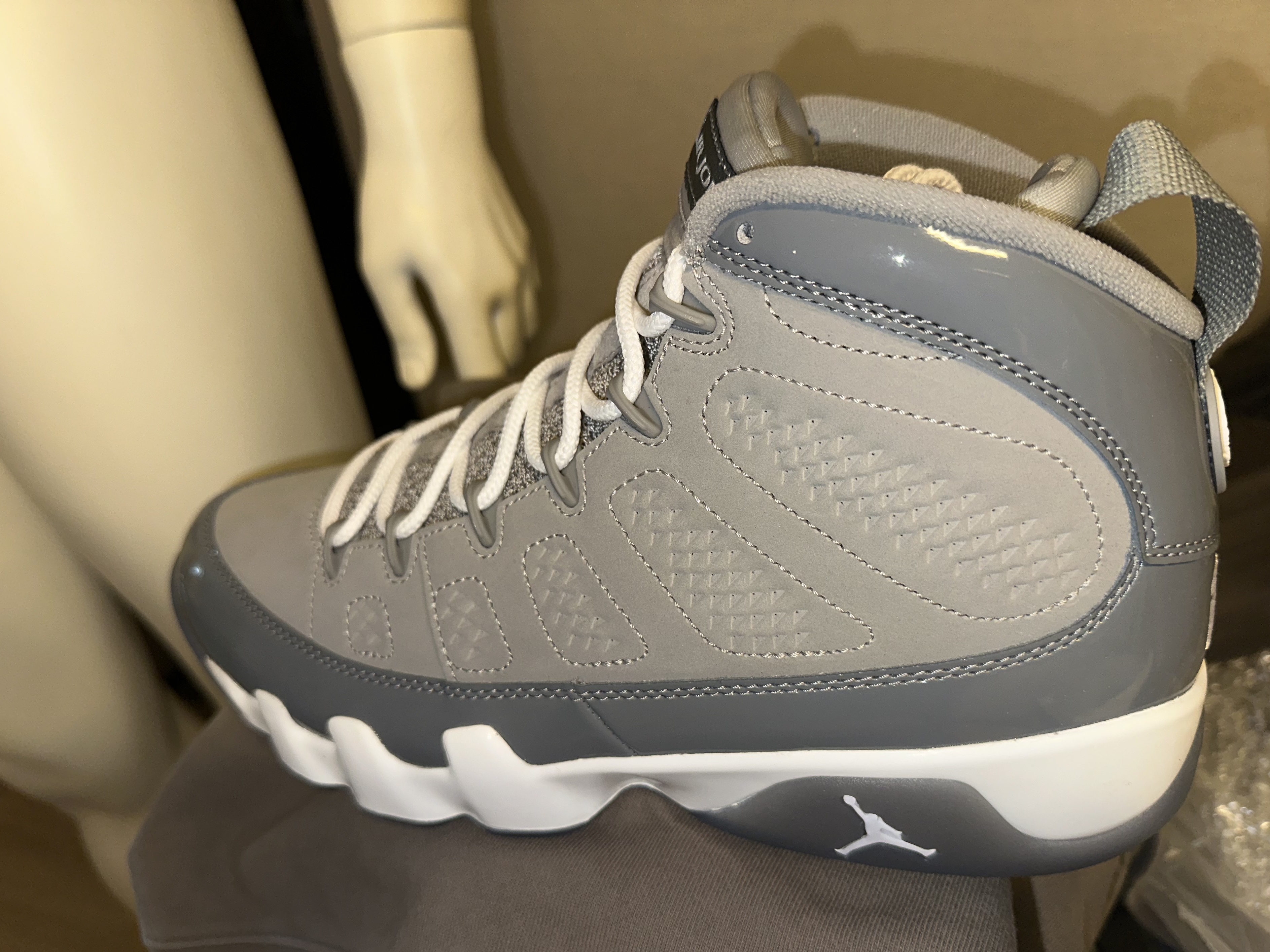 Jordan 9 Retro Cool Grey 착용 스타일