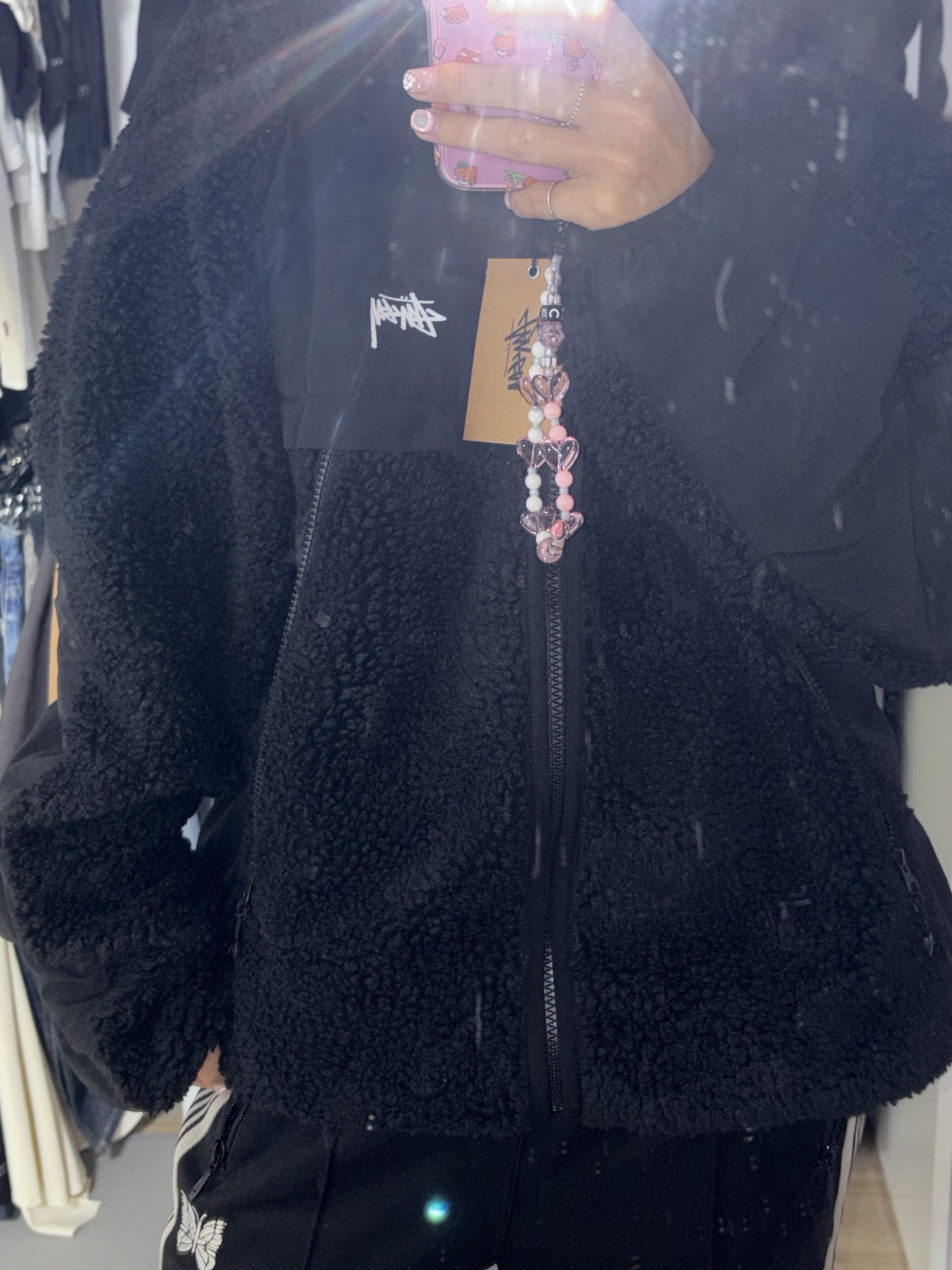 Stussy Sherpa Paneled Hooded Jacket Black, Marine Serre Regenerated Moire Cap Black 착용 스타일 - 3