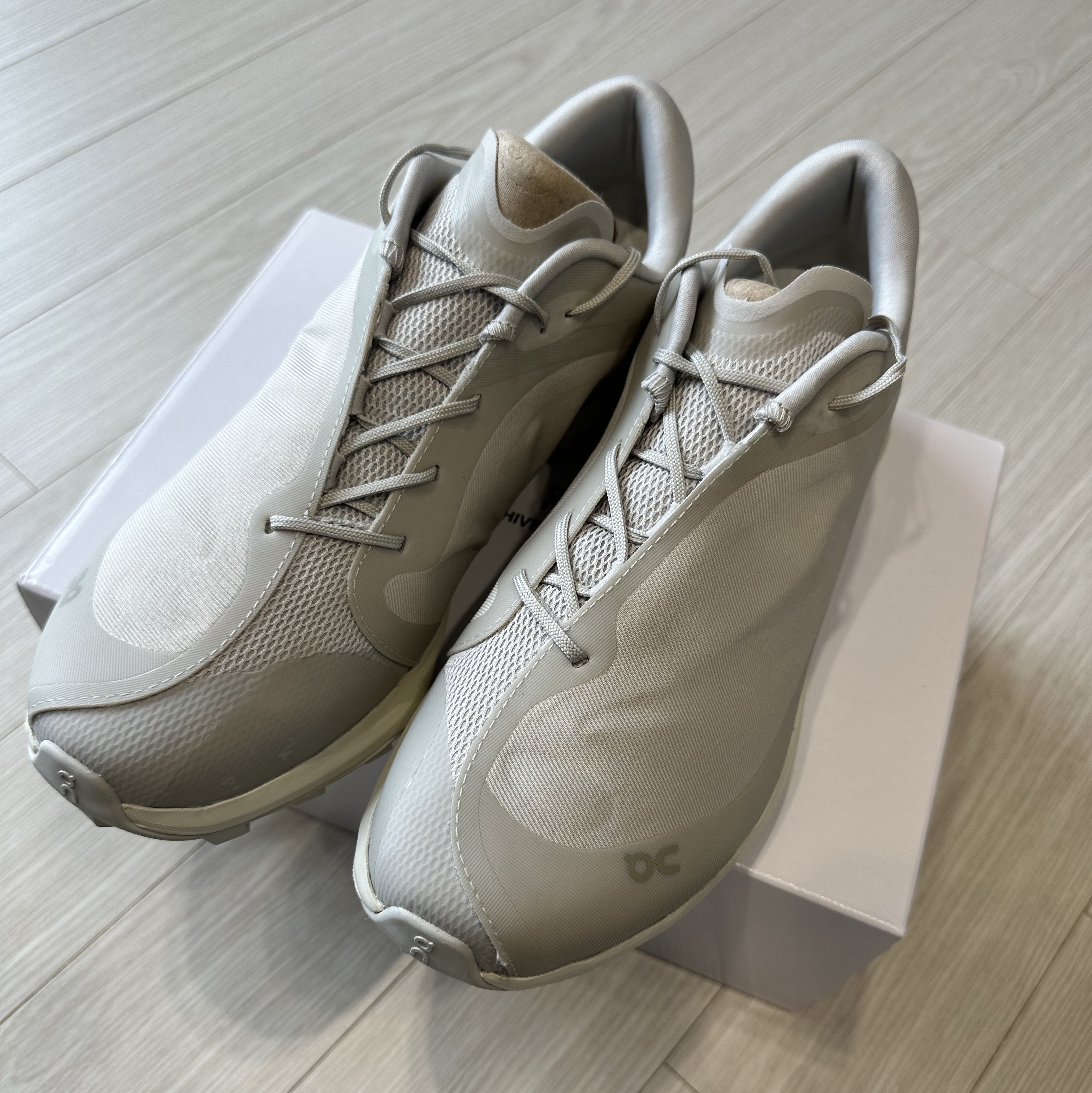 On Running x Post Archive Faction (Paf) Cloudventure Peak Ice Moon 착용 스타일