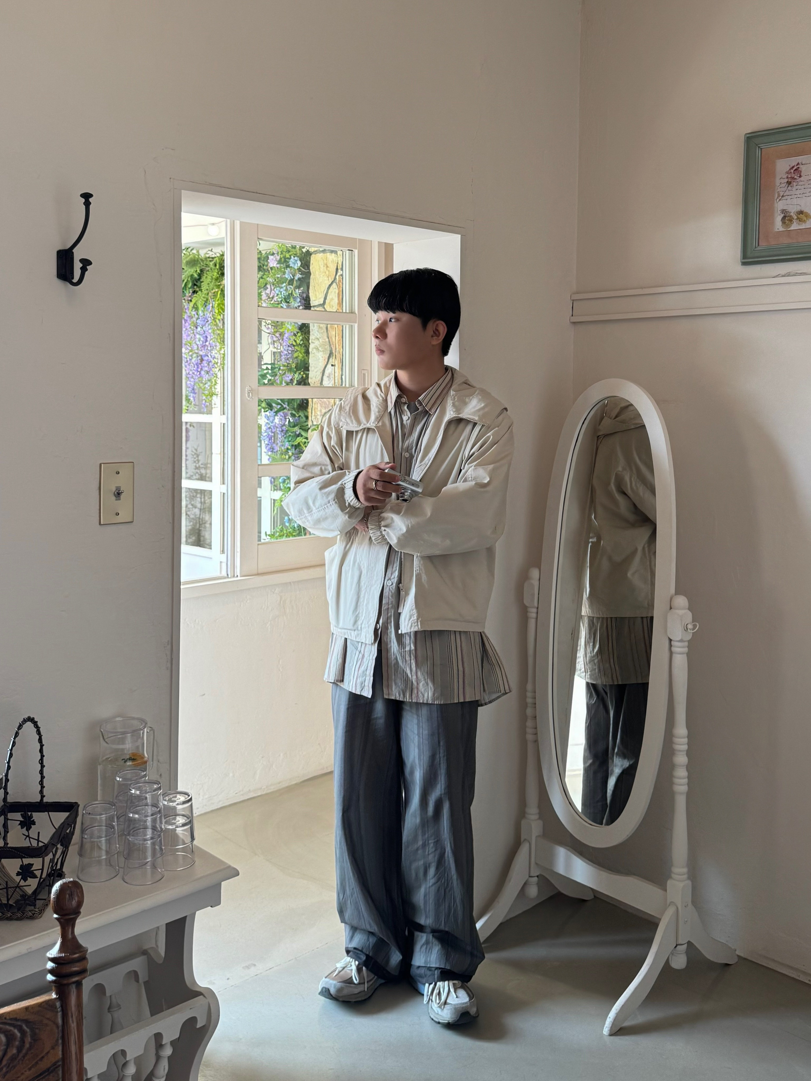 유니클로 U 오버사이즈 후드 블루종 퍼플, 뉴발란스 x 오라리 990v4 메이드 인 USA 런던 포그 착용 스타일 - 3