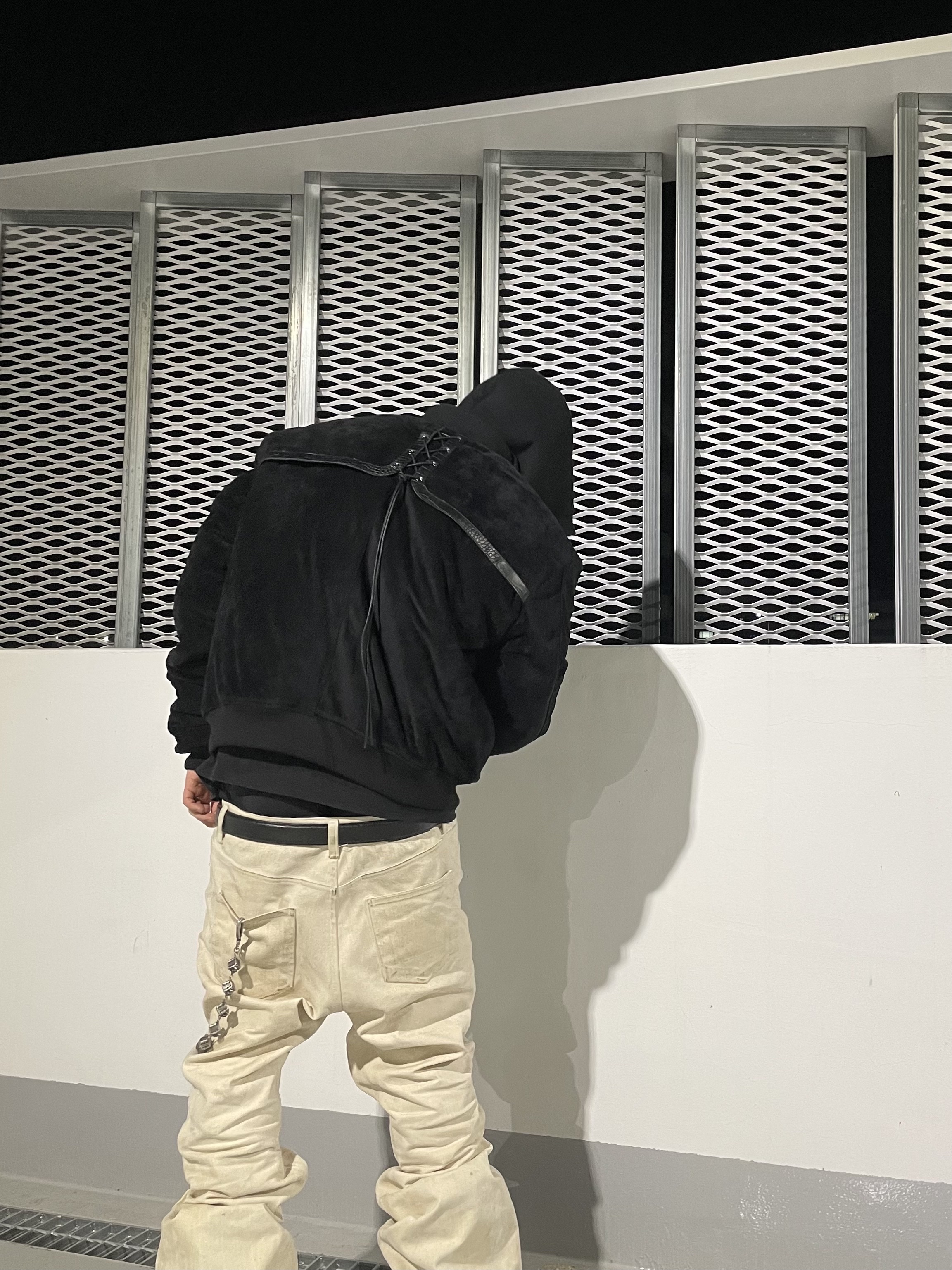 Undermycar x Emostanceclub Aknosom Leather Paneled Velour Bomber Black Iris - 23FW, Balenciaga Stomper Bootie Black 착용 스타일 - 3