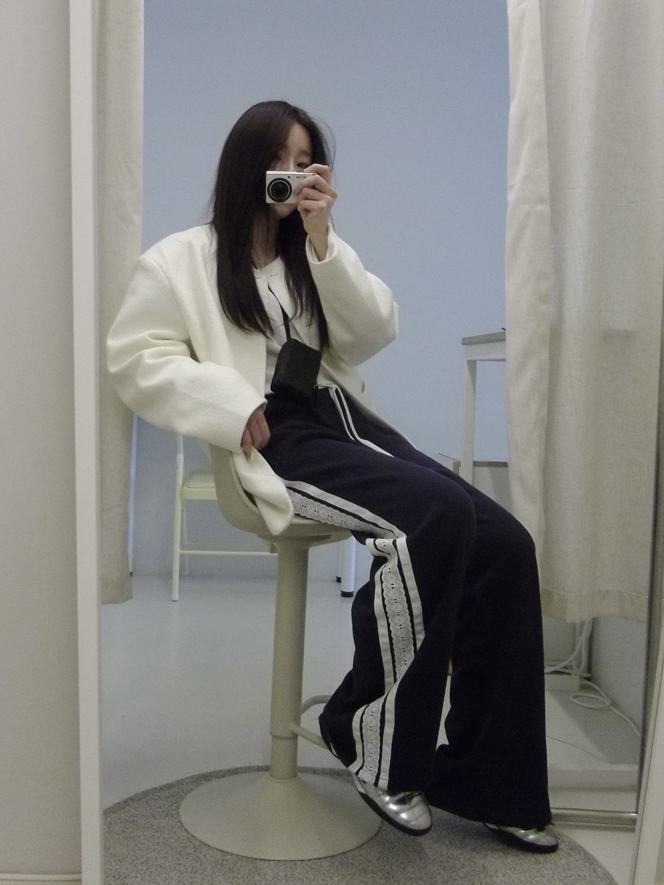 Nike Total 90 III SP Metallic Silver and Black 착용 스타일