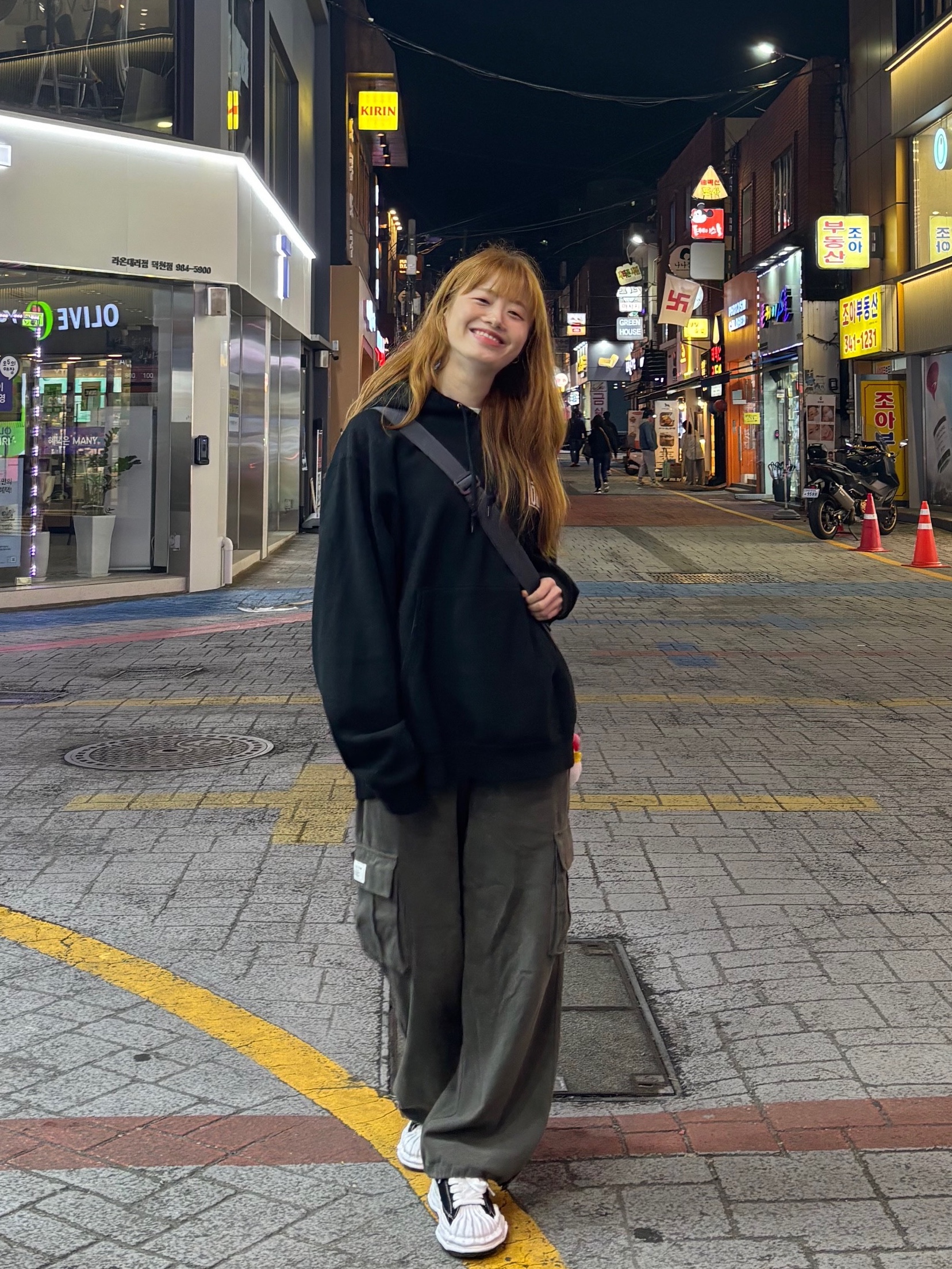 Maison Mihara Yasuhiro Blakey OG Sole Canvas Low-top Sneakers Black White, Obey Eyes Icon Hood Black 착용 스타일 - 2