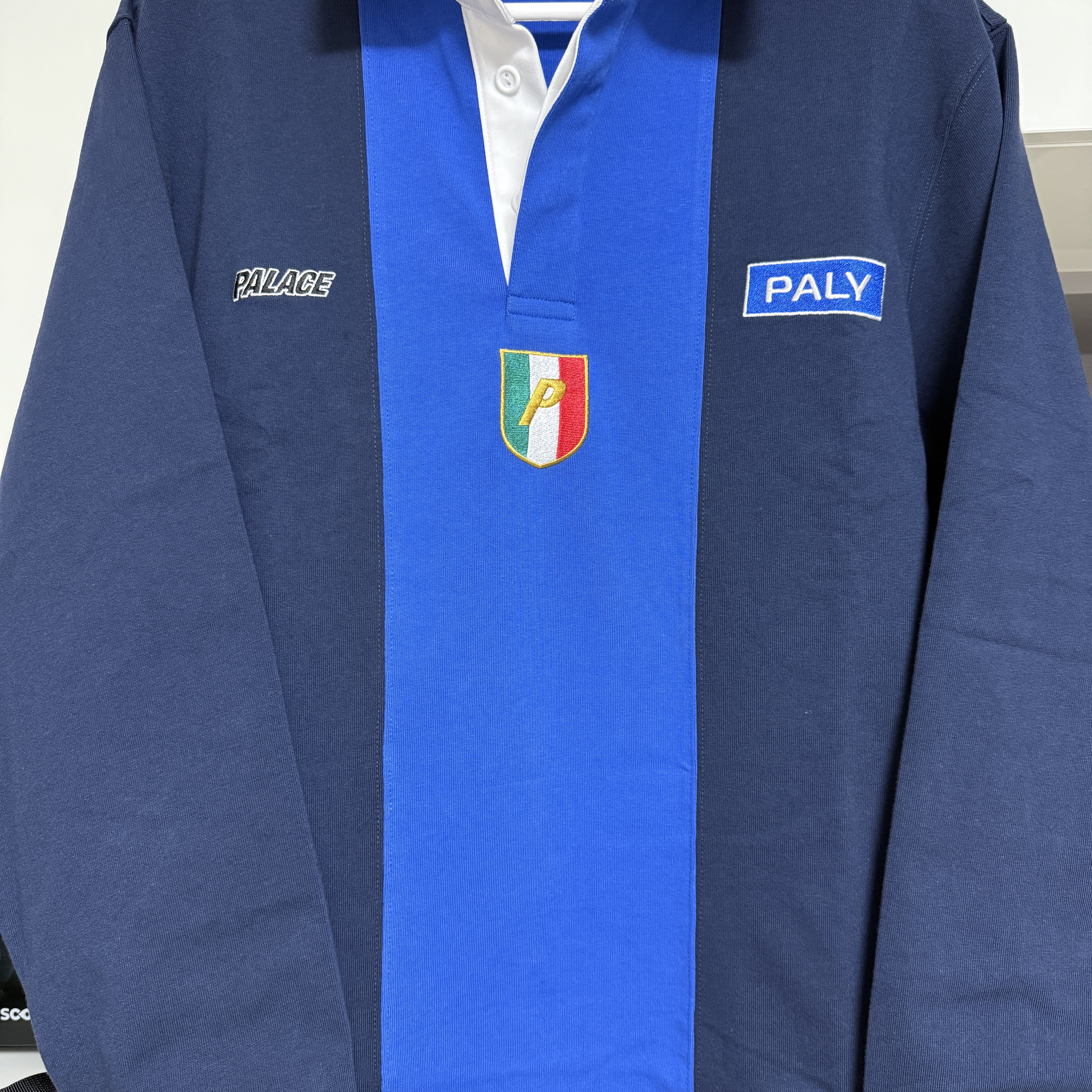Palace Paly Rugby Blue Berry - 25SS 착용 스타일