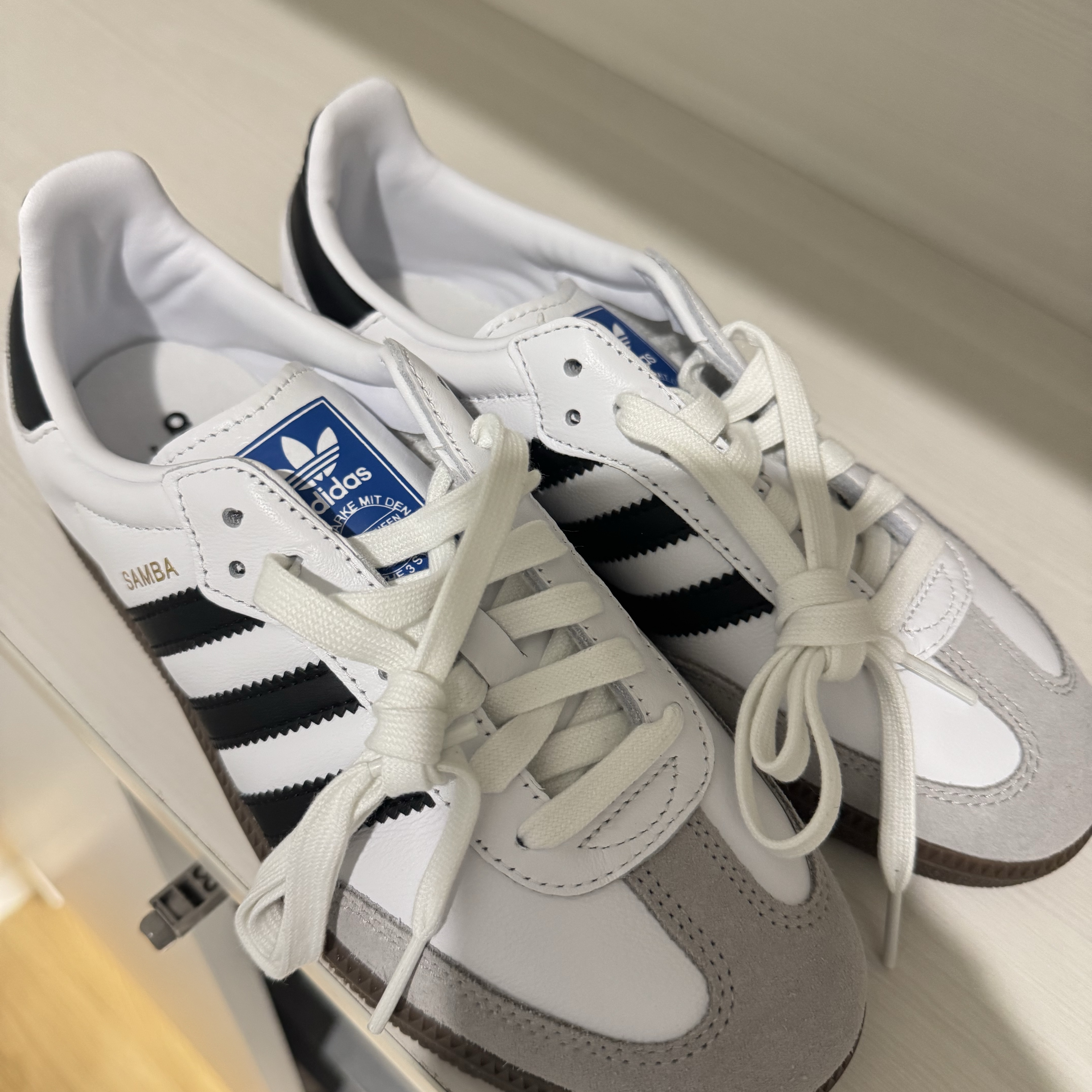 Adidas Samba OG Cloud White 착용 스타일