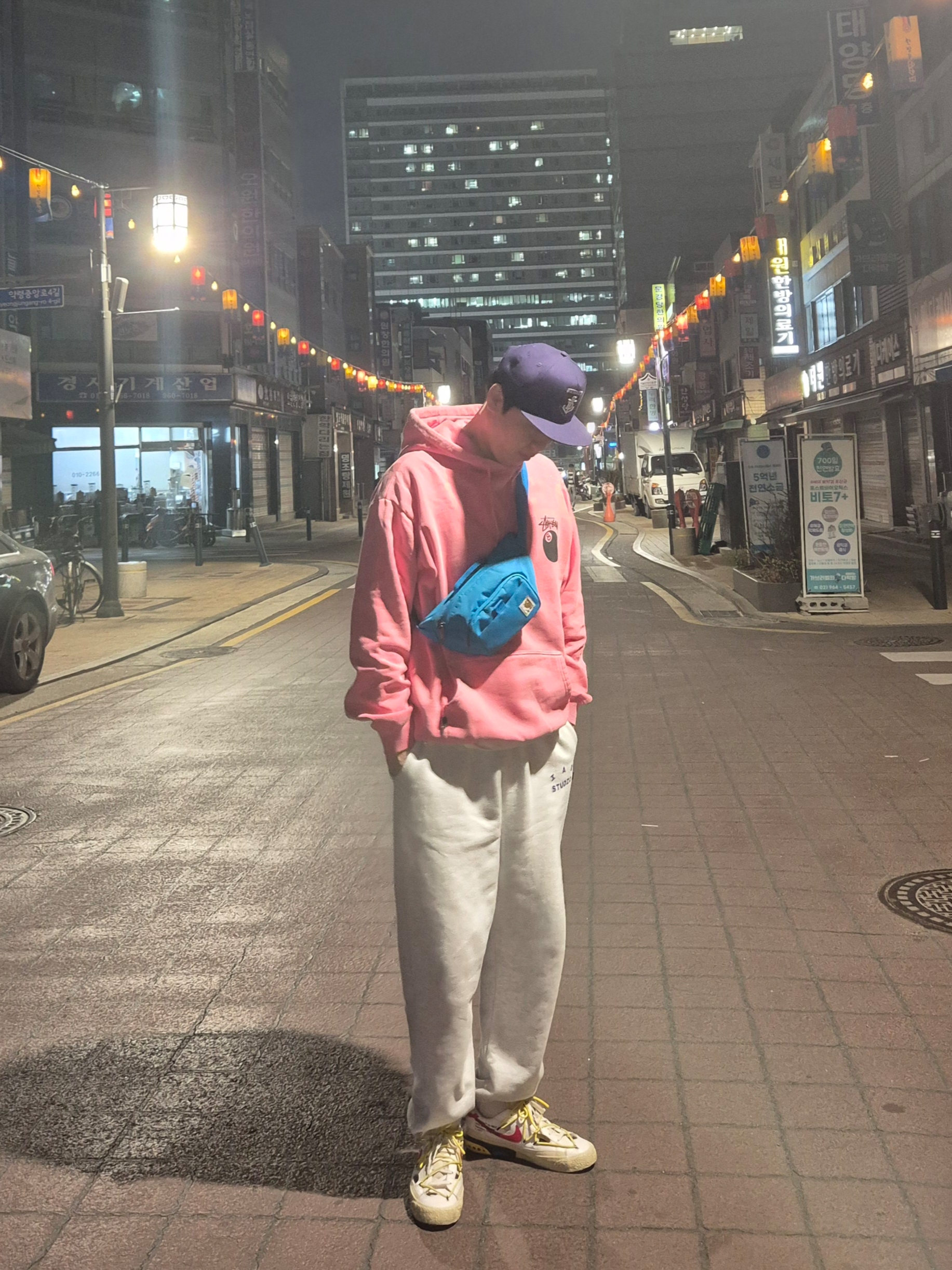 IAB Studio Sweatpants Light Gray, Carhartt Classic Waist Pack Black 착용 스타일 - 1