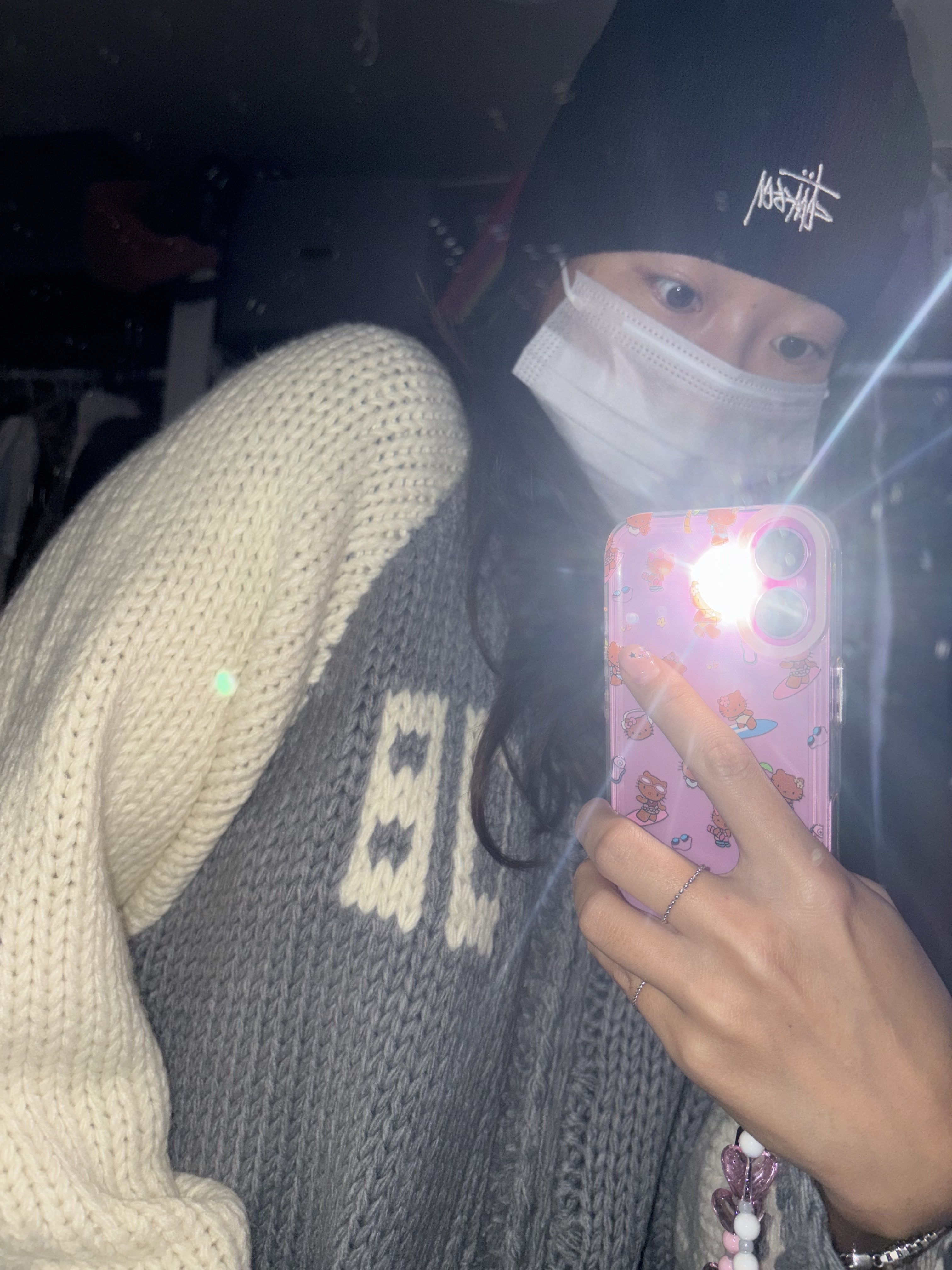 Stussy Basic Skullcap Beanie Black 착용 스타일 - 3