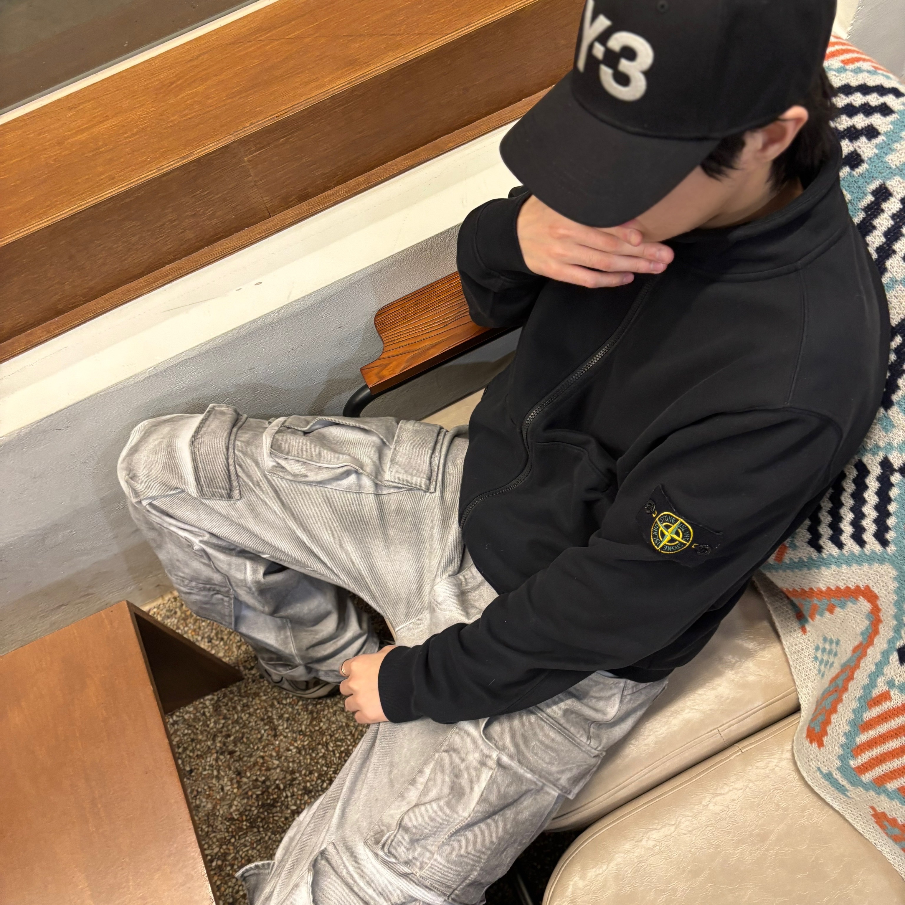 Y-3 Logo Cap Black, Stone Island 62820 Brushed Cotton Fleece Garment Dyed Full Zip Up Sweatshirt Black - 23FW 착용 스타일