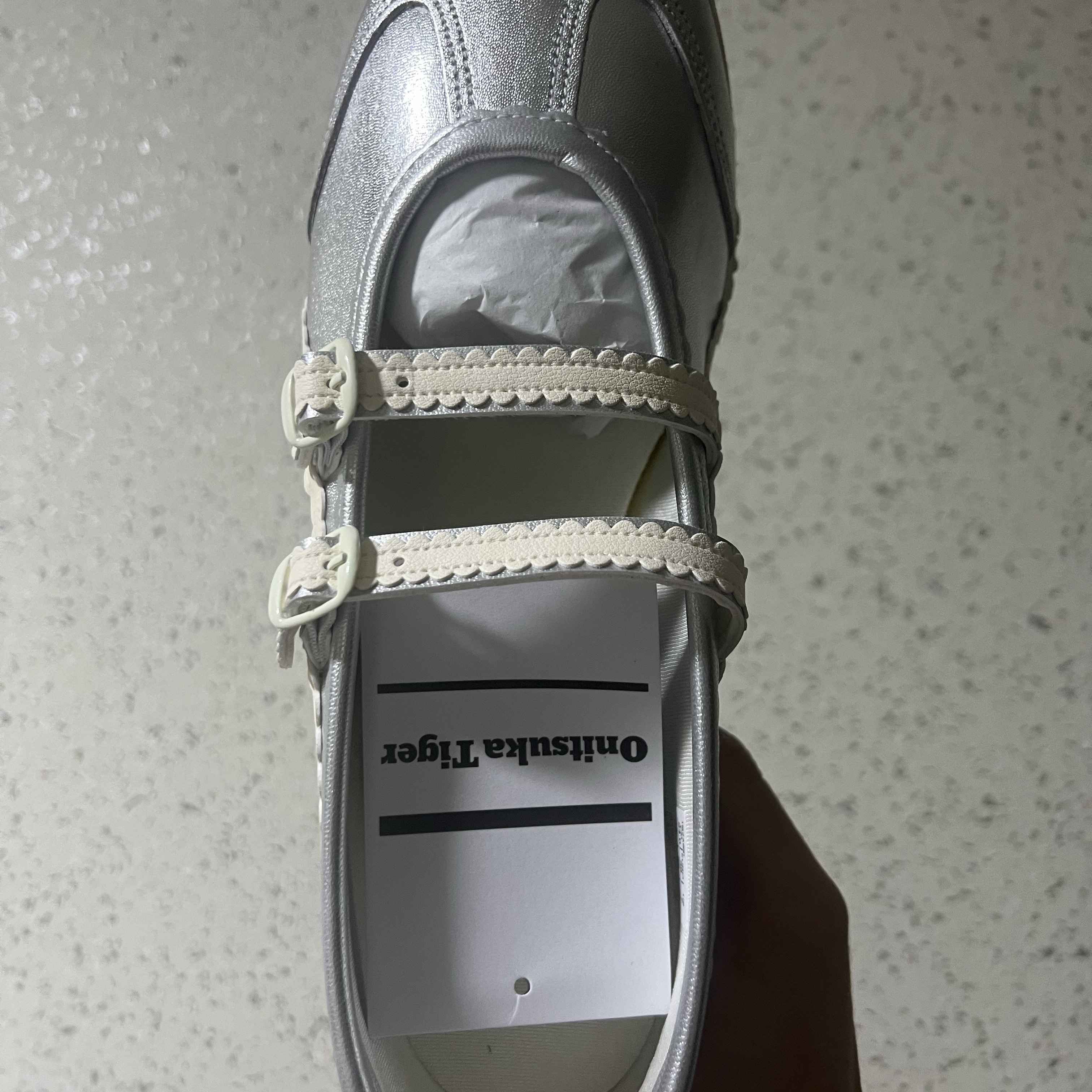 (W) Onitsuka Tiger Mexico 66 TGRS Silver Cream 착용 스타일 - 3