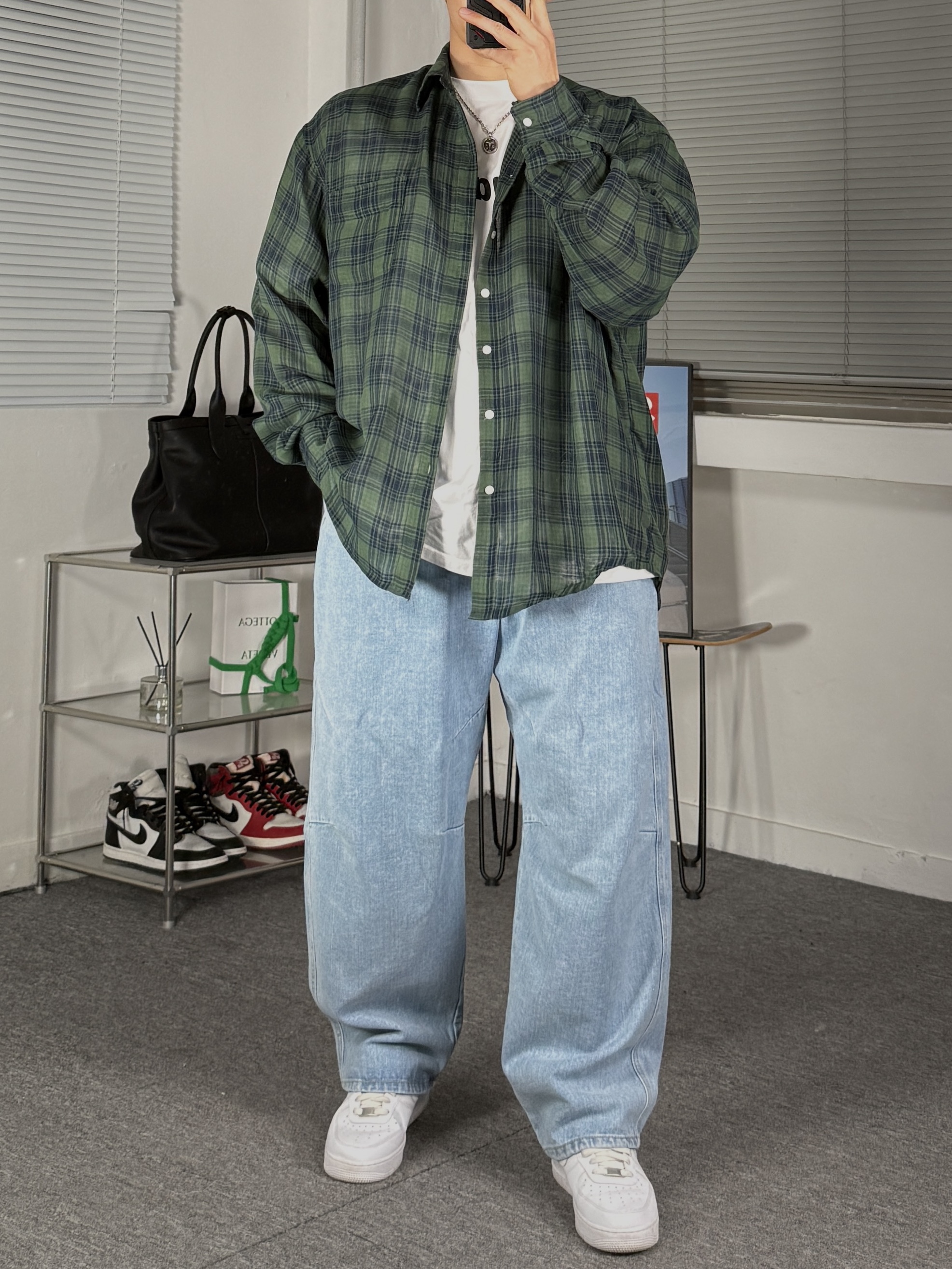 Nike Air Force 1 '07 Low White 착용 스타일 - 2
