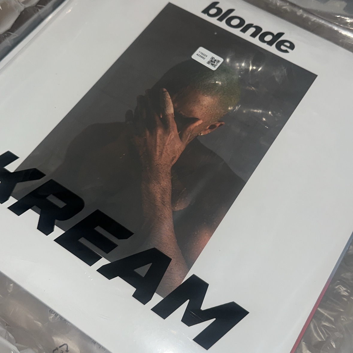 Frank Ocean Blonde Black (2LP) 착용 스타일