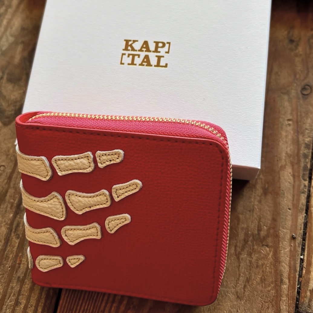Kapital Thumbs Up Bone Hand Zip Wallet Red 착용 스타일