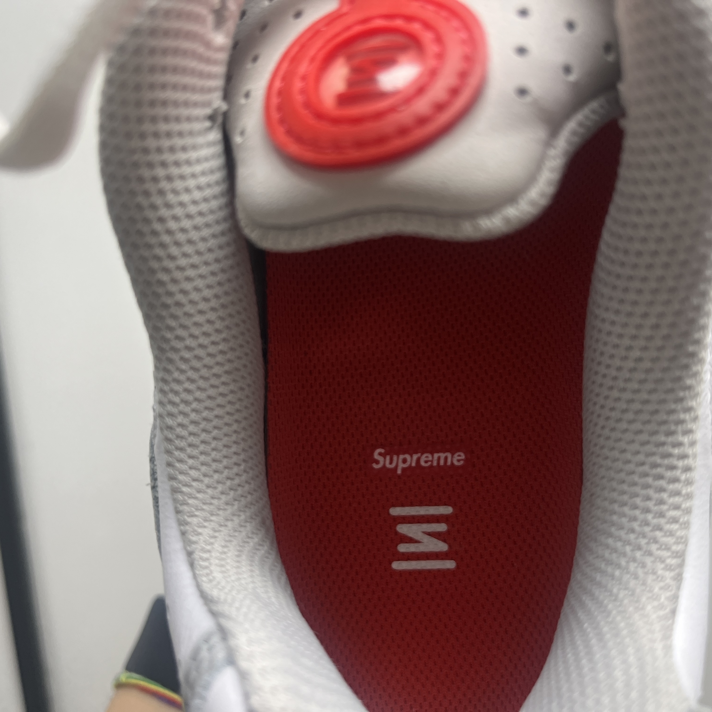 Nike x Supreme Shox Ride 2 SP White 착용 스타일 - 5