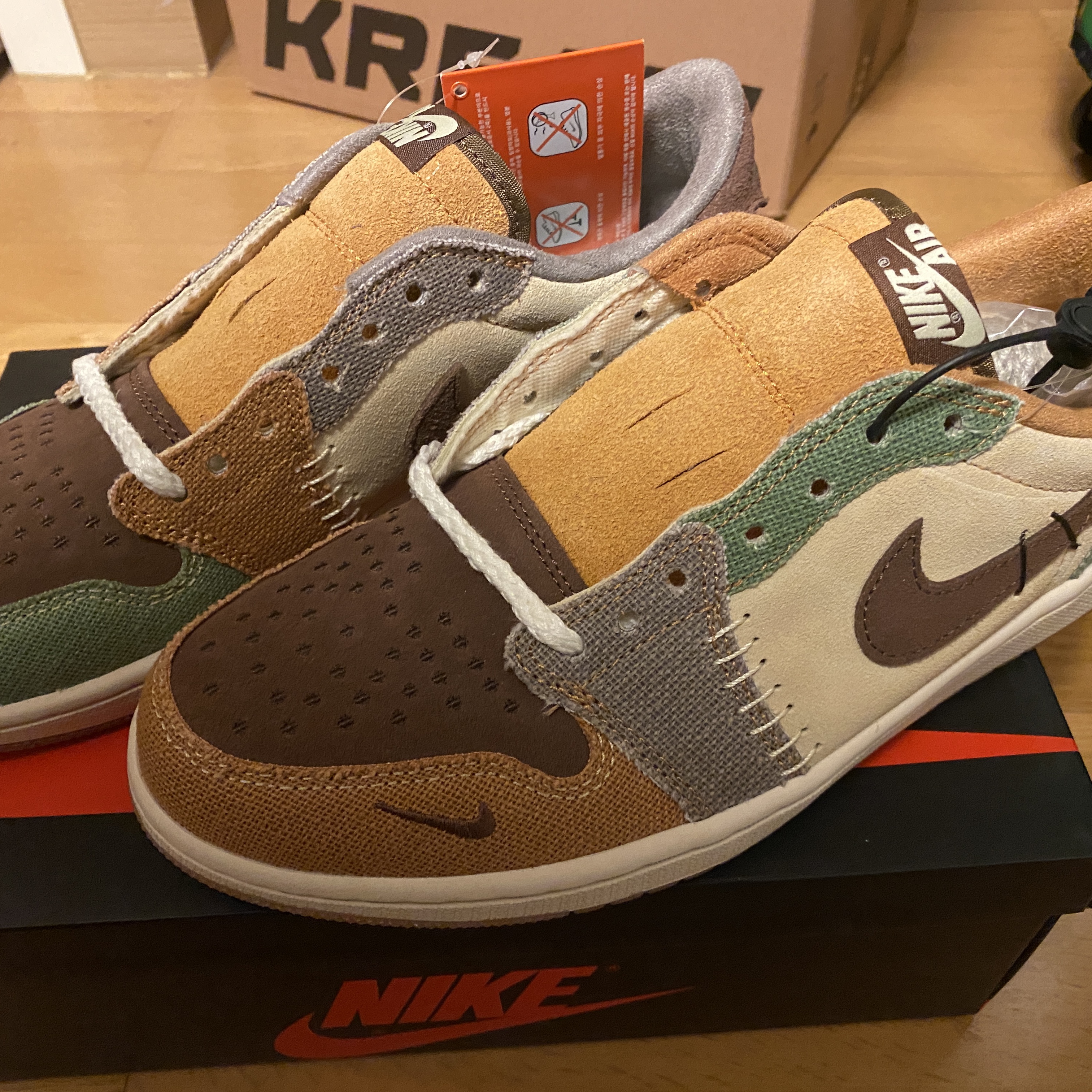 Jordan 1 x Zion Williamson Retro Low OG Flax and Oil Green 착용 스타일