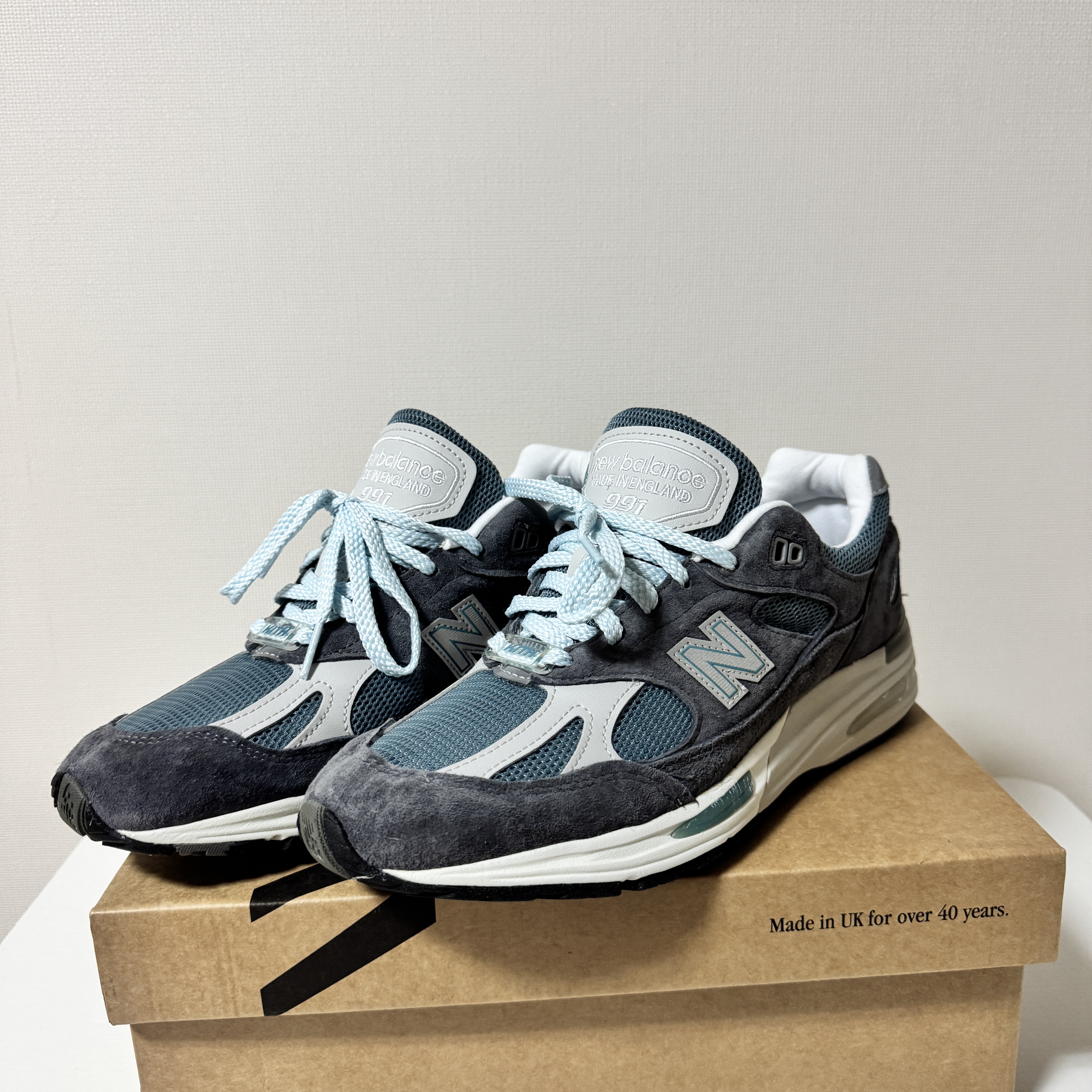 New Balance x Kith 991v2 Made in UK Steel Blue Grey 착용 스타일 - 2