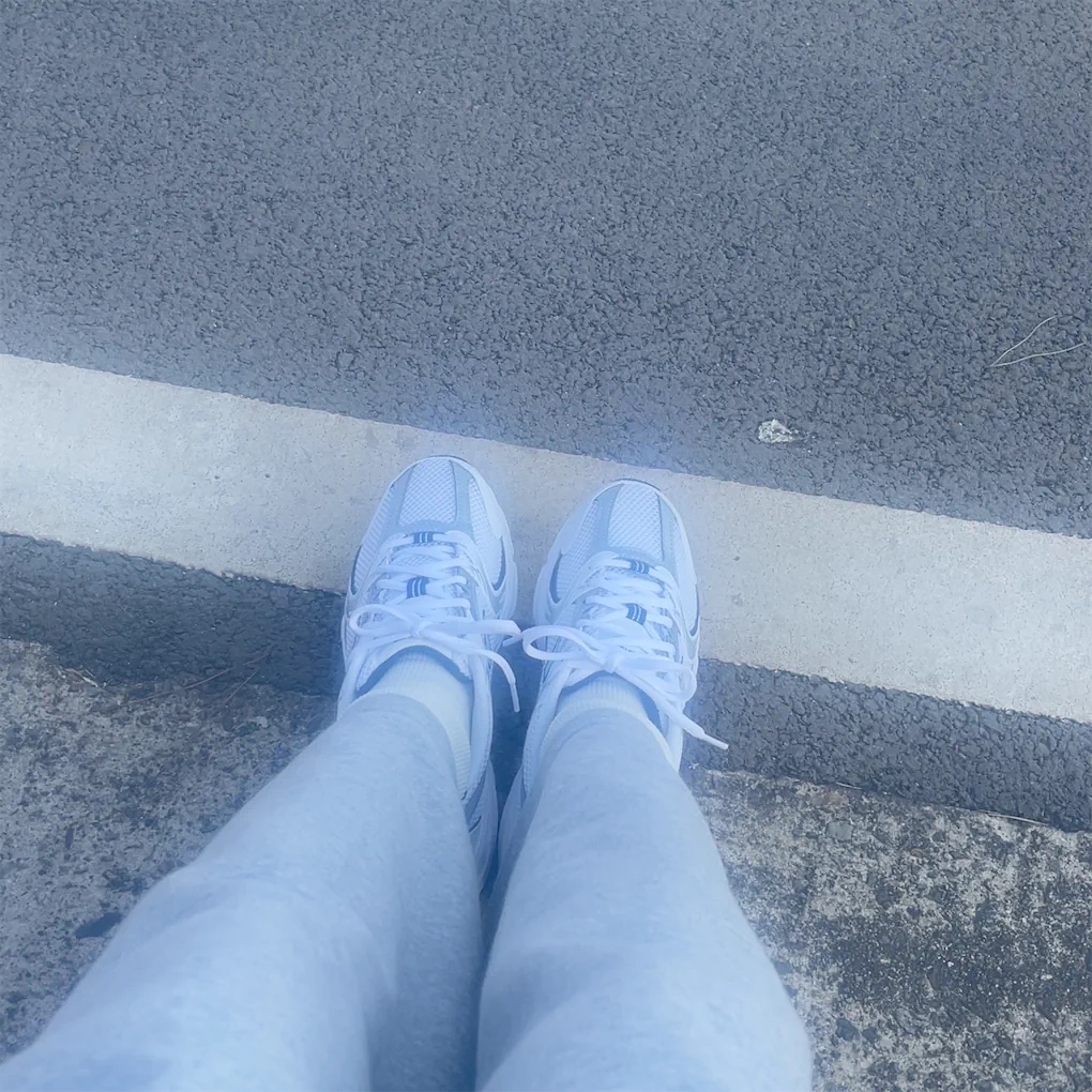New Balance 530 White 착용 스타일