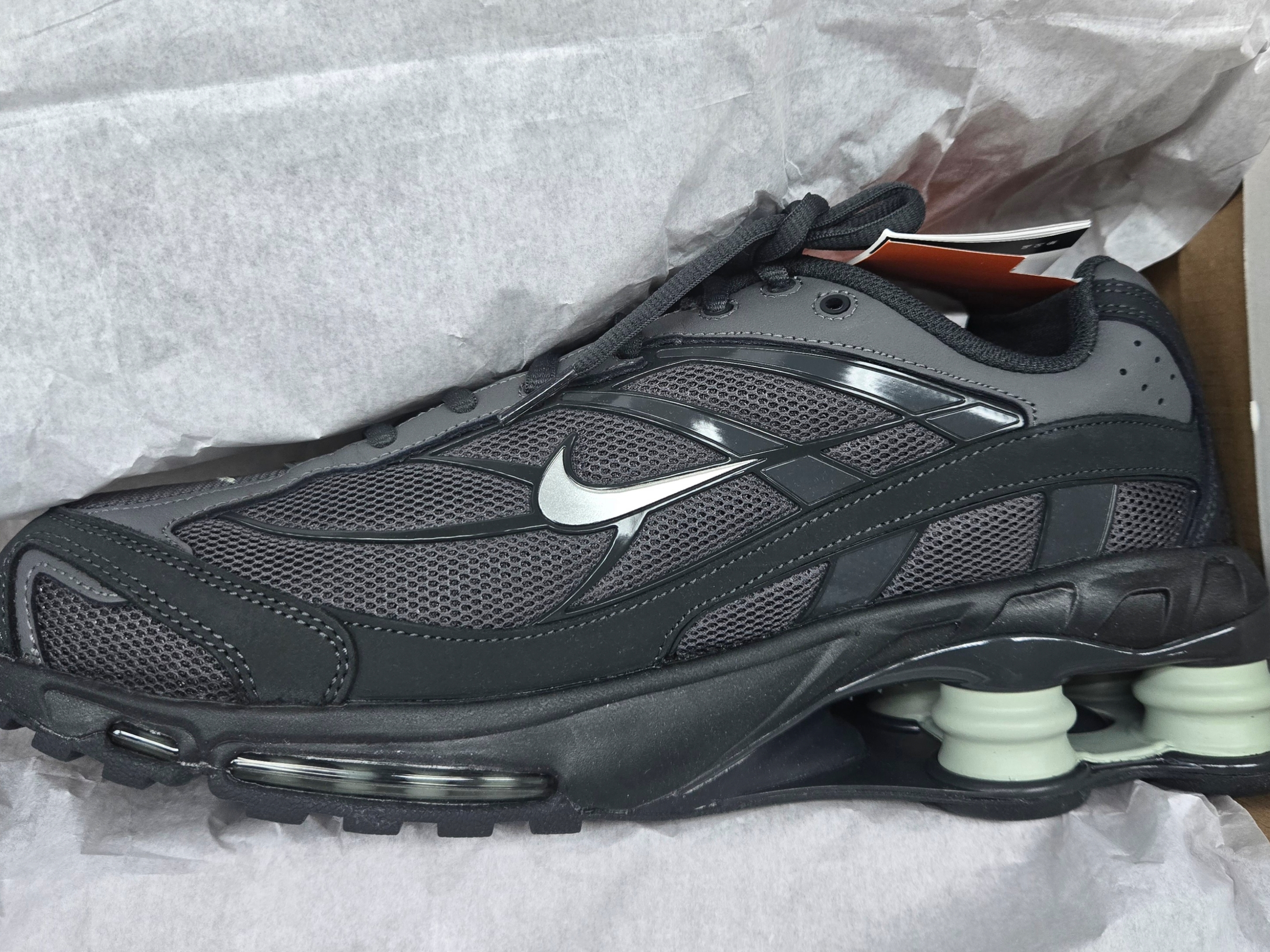 Nike Shox Ride 2 Iron Grey and Anthracite 착용 스타일