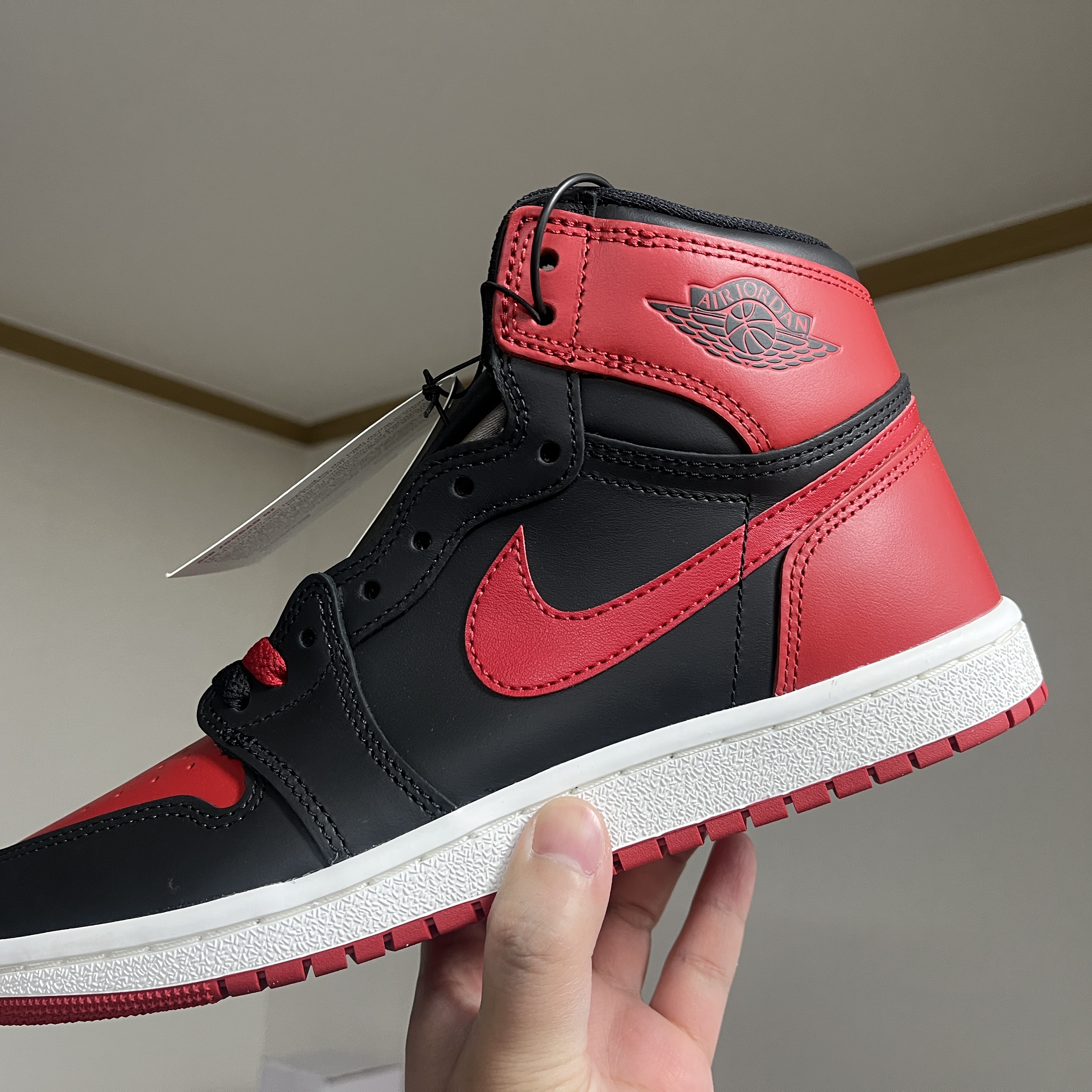 Jordan 1 High 85 Bred 착용 스타일 - 1