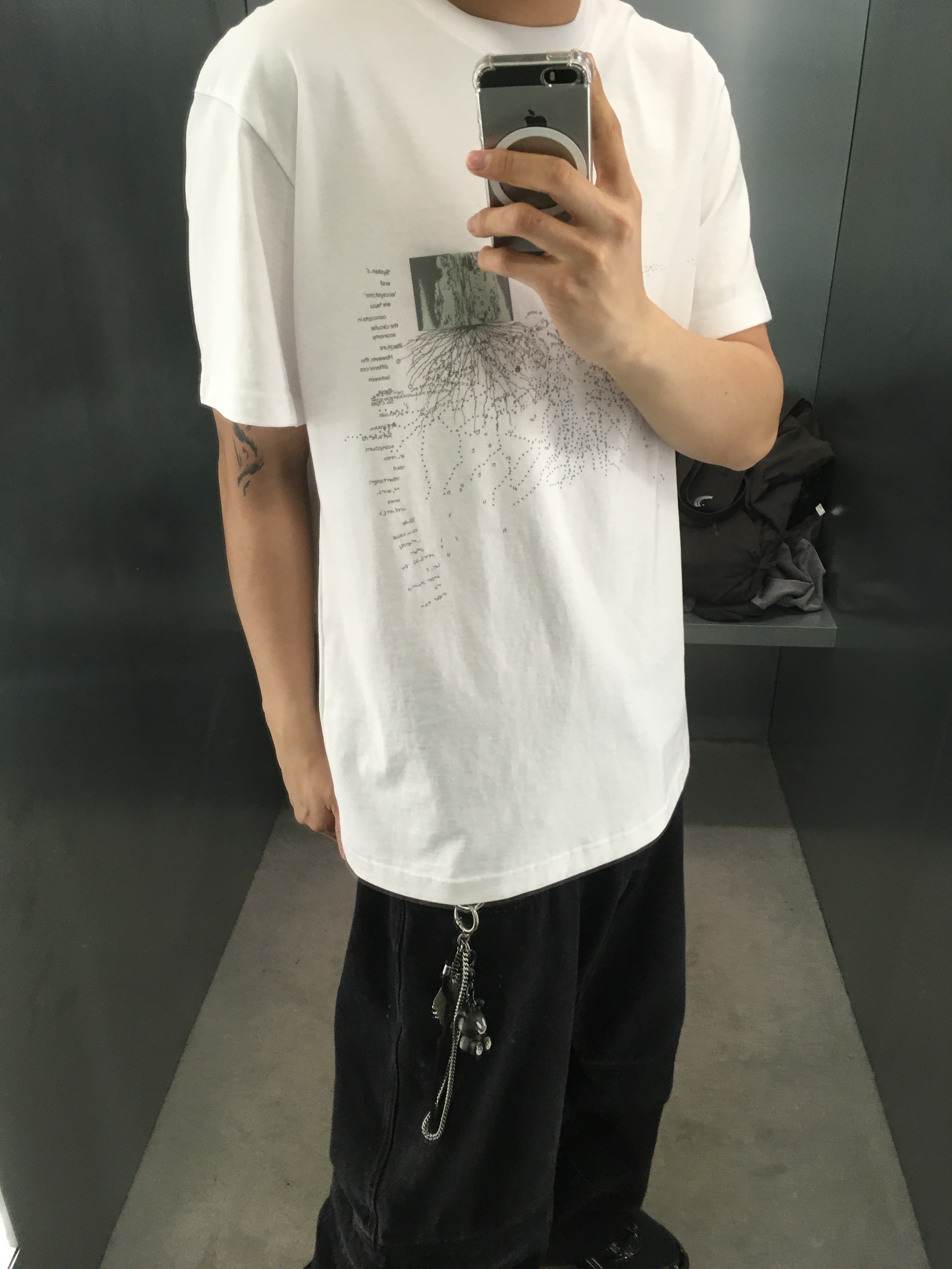 Sansan Gear Organ System T-Shirt White, [KREAM 단독] BLR x POG Divided Curved Line Double Buckle Pants Black 착용 스타일