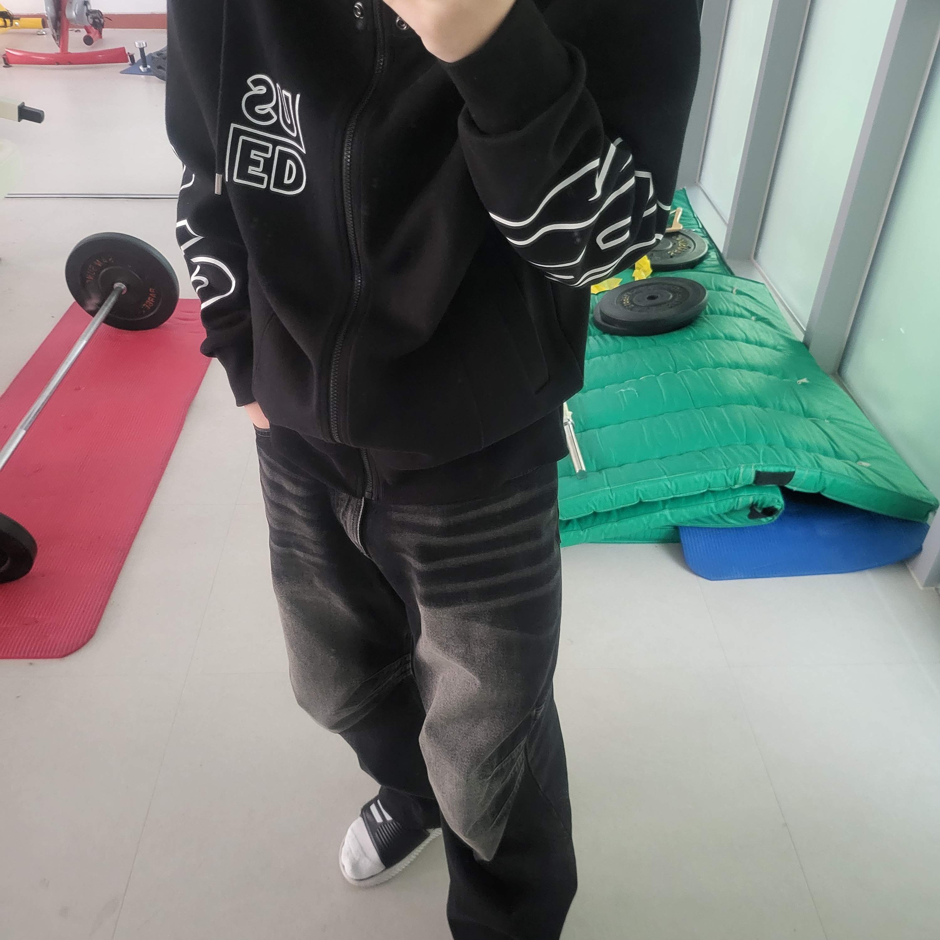 [KREAM 단독] BLR Double Trident Washing Wide Denim Pants Black 착용 스타일