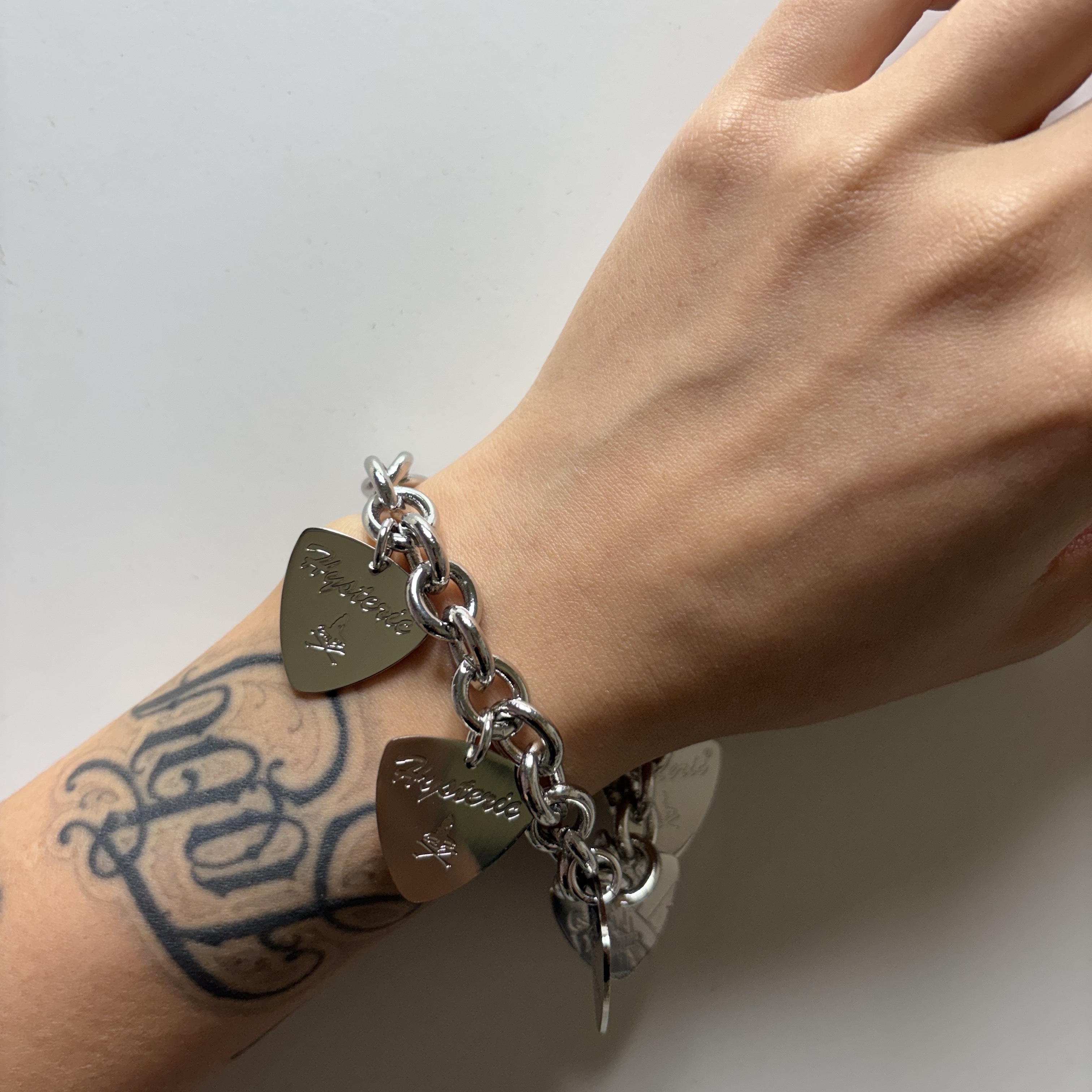 (W) Hysteric Glamour Hysteric On Skull Pick Bracelet Silver 착용 스타일