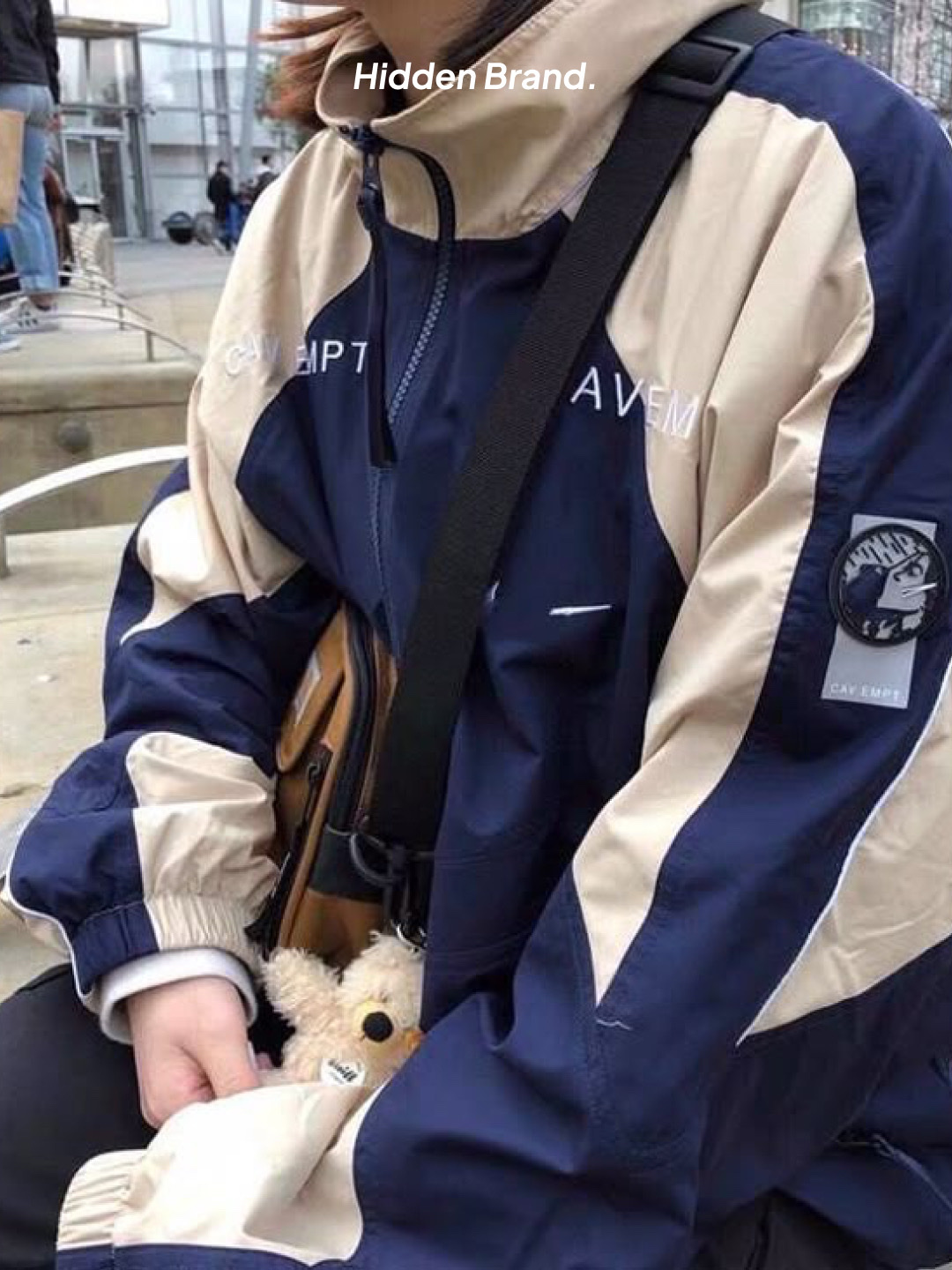 Cav Empt Overdye MD Explorer Big Heavy Hoody Grey - 24FW, Cav Empt Overdye Taped Light Zip Hoody Charcoal - 24FW 착용 스타일 - 9