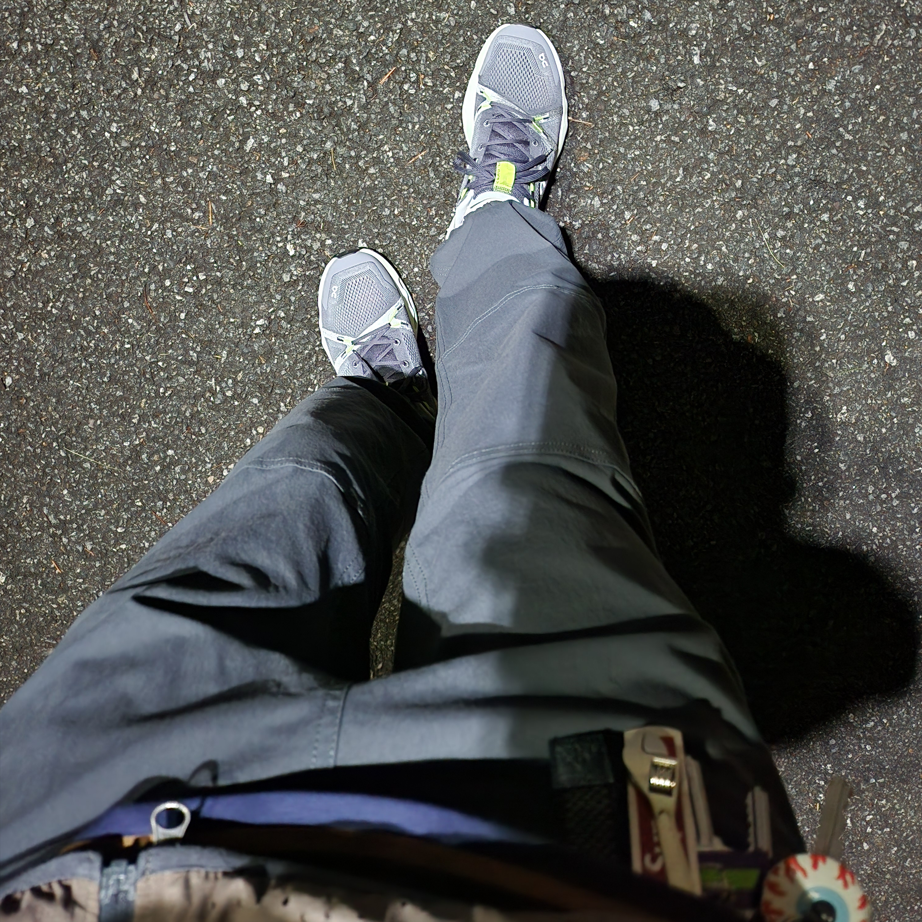Nike ACG Trail Pants Black - Asia, On Running x Post Archive Faction (PAF) Zero Jacket Black 착용 스타일 - 1