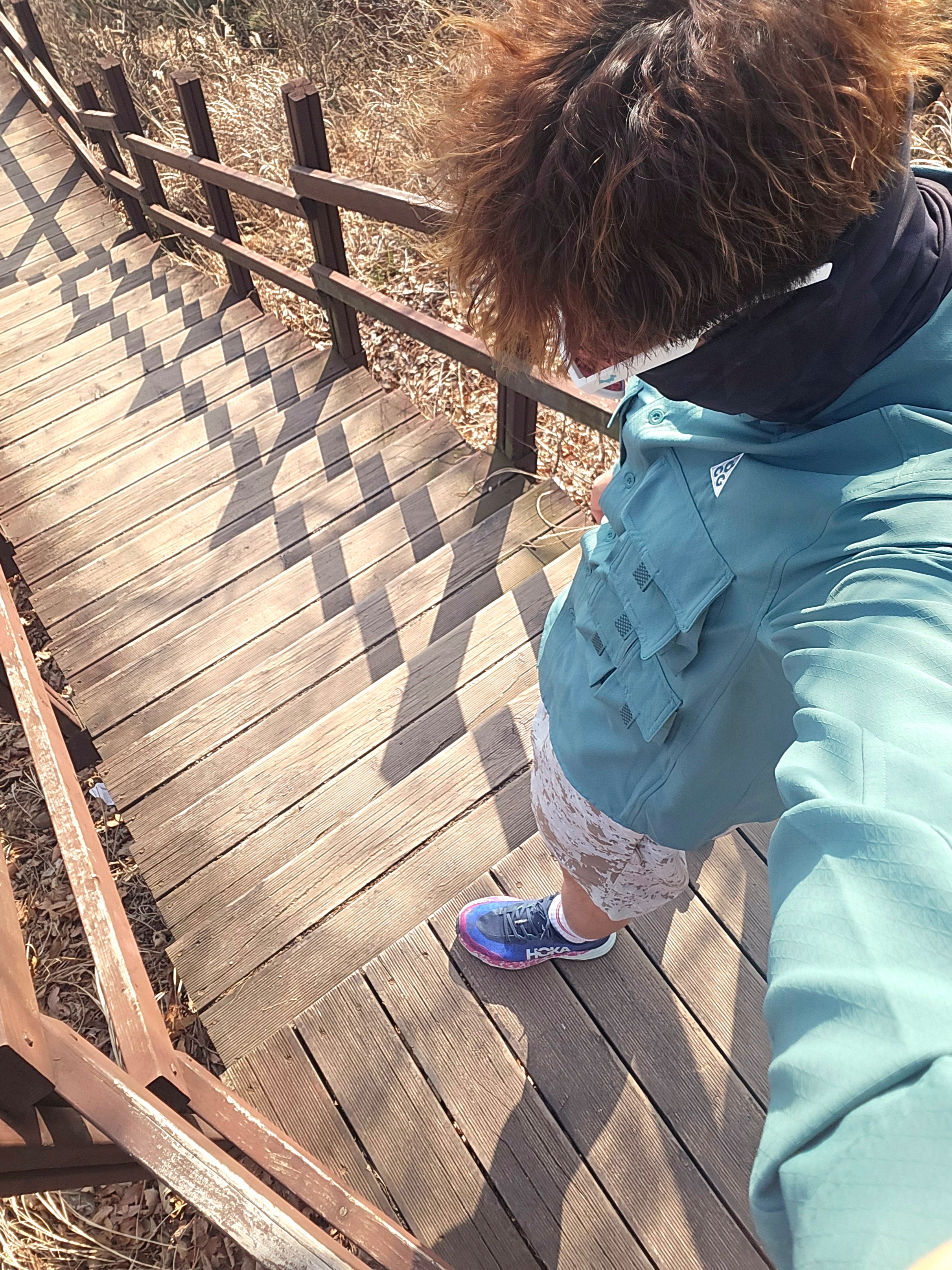 Nike ACG Print Trail Shorts Light Iron Ore - Asia, Hoka Speedgoat 6 Stormy Skies Aqua Breeze - Wide 착용 스타일