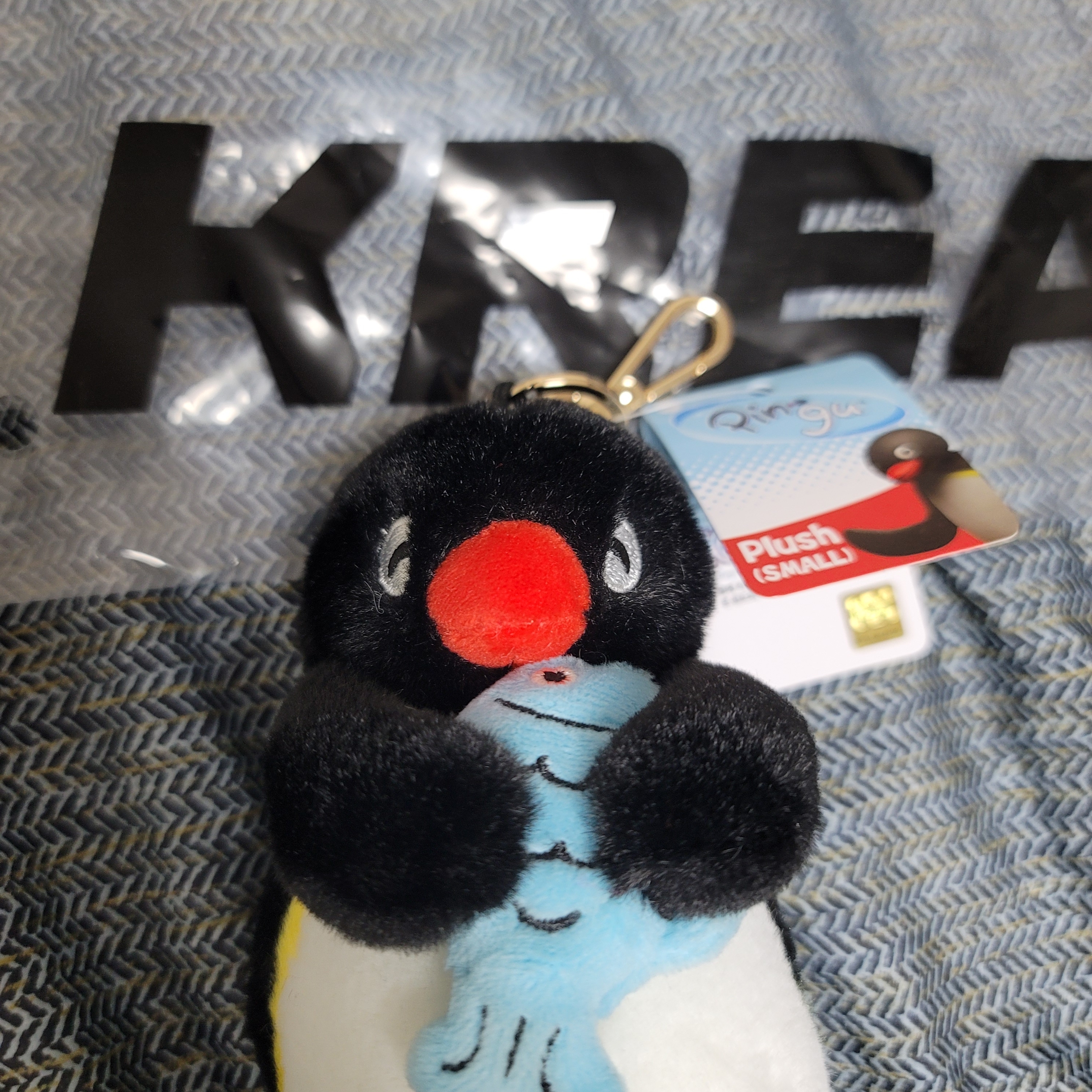 Pingu Fish Keyring Pingu (13cm) 착용 스타일 - 2