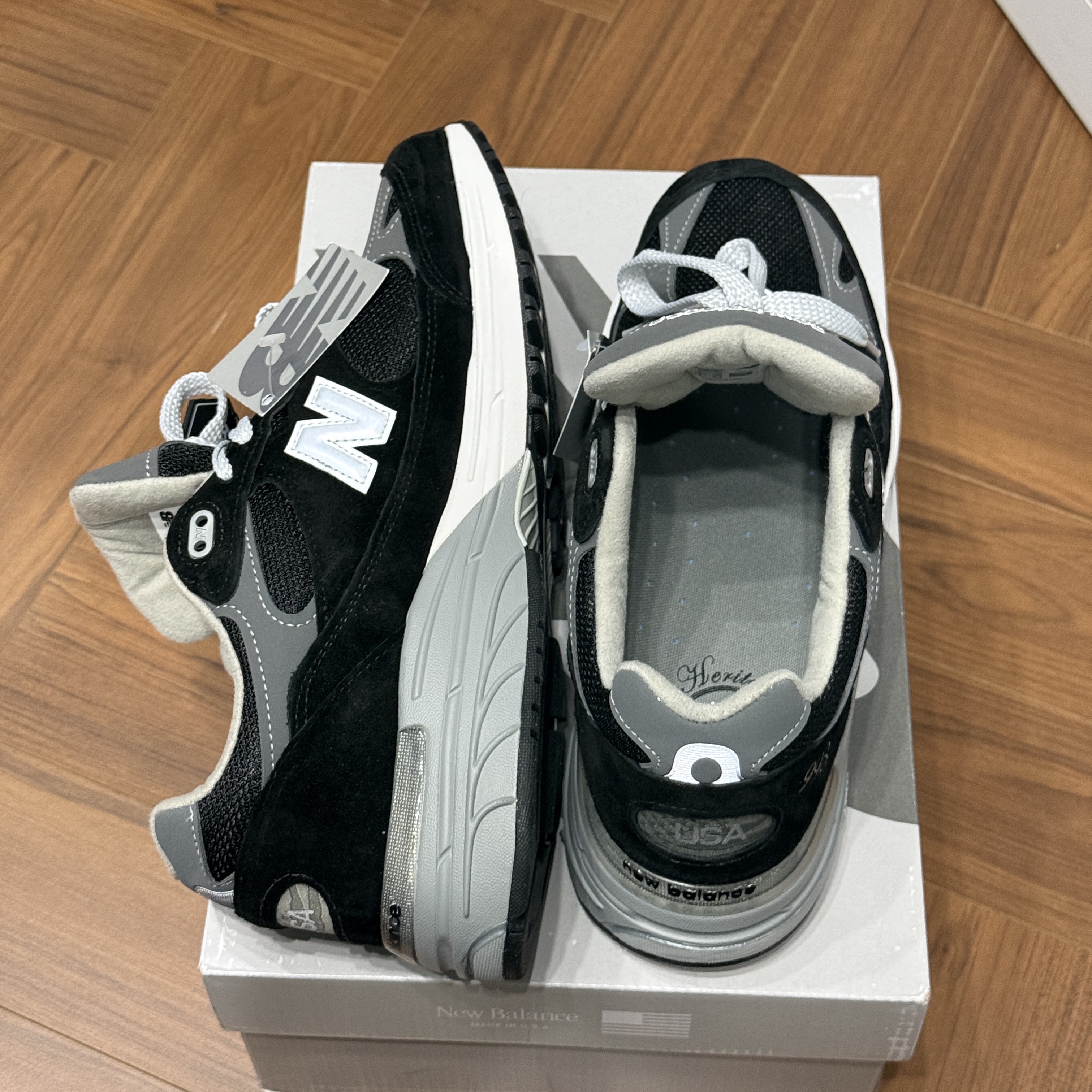 New Balance 993 Made in USA Black - D Standard 착용 스타일 - 3