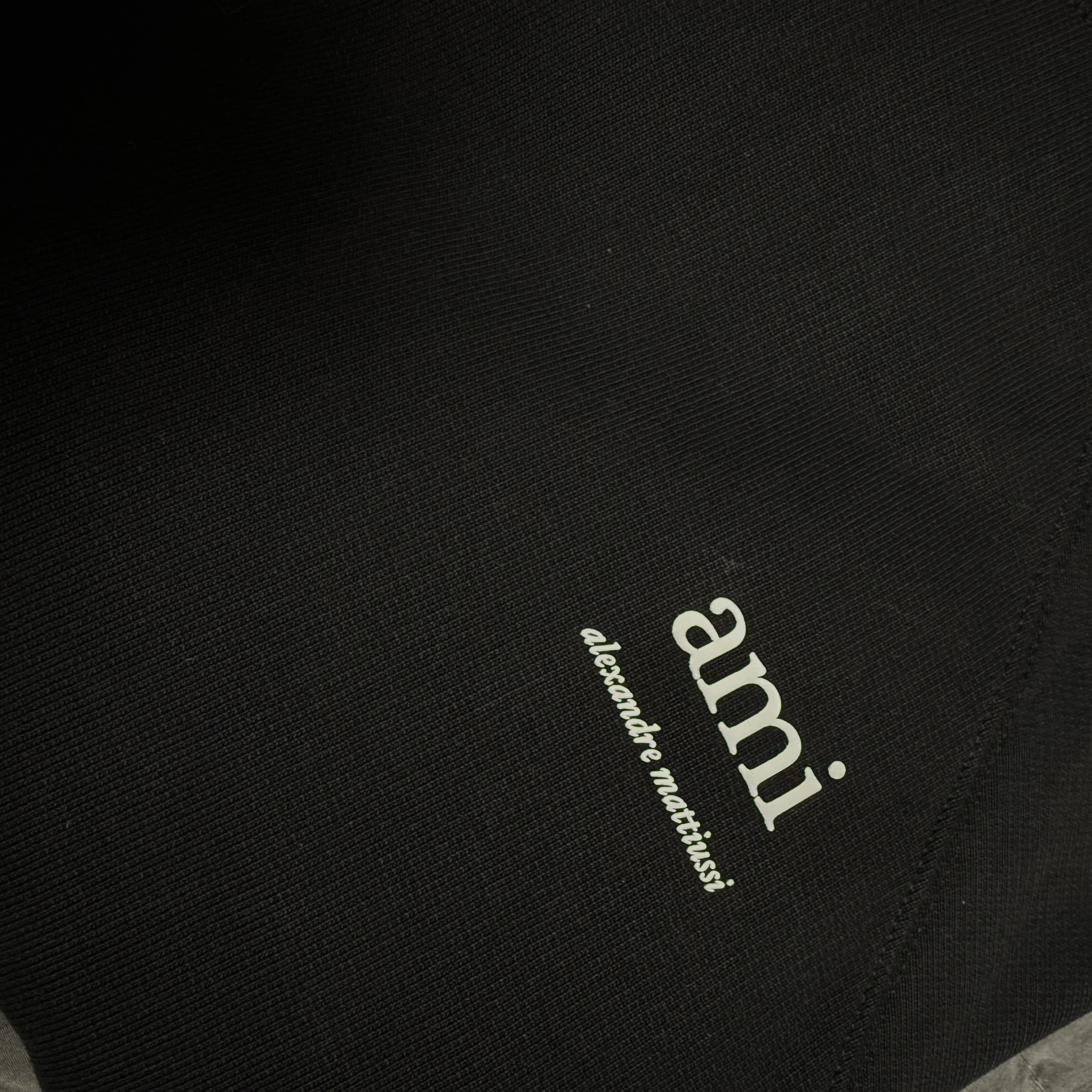 AMI Alexandre Mattiussi Sweatshirts Black 착용 스타일 - 2