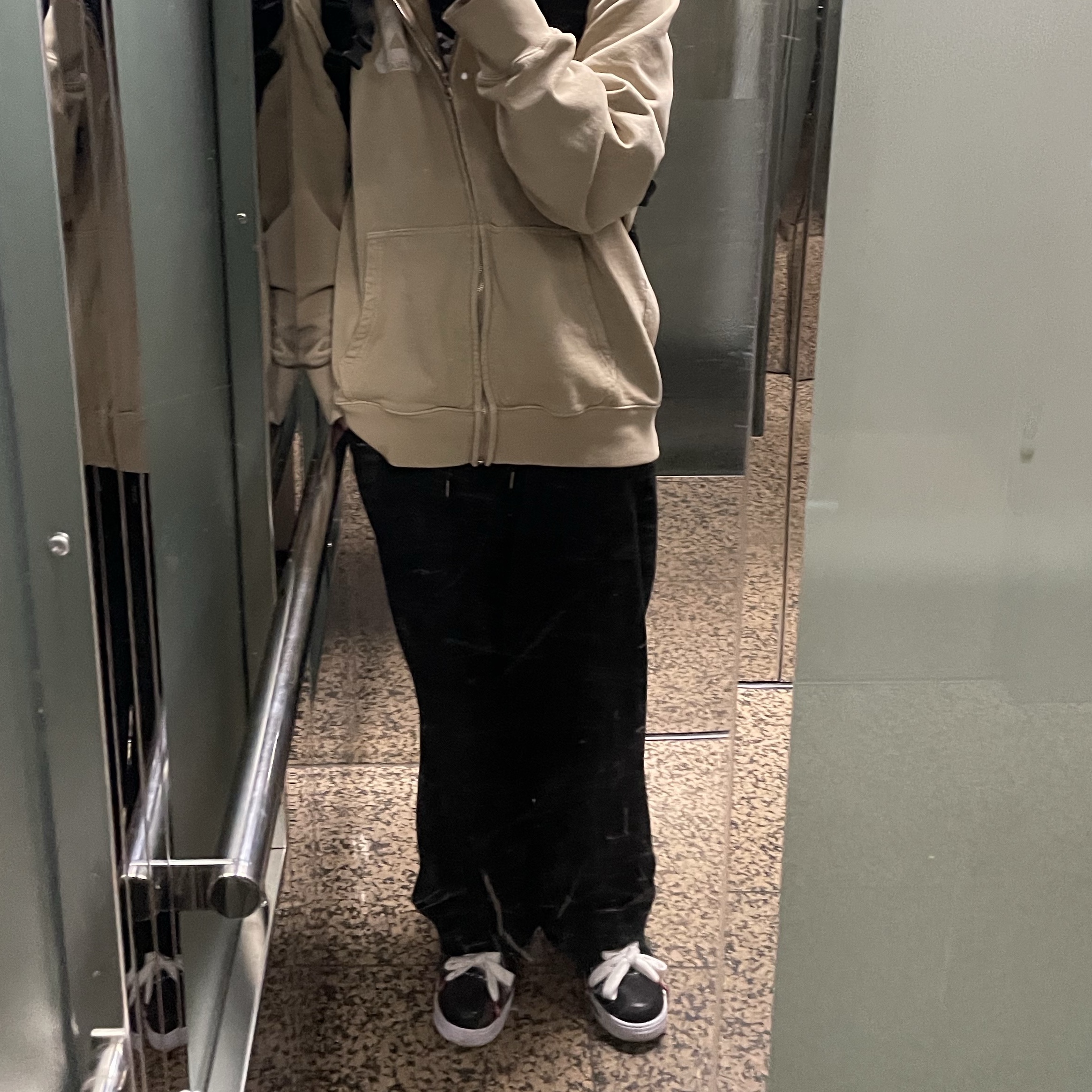 Palace Pigment Wash Tri-Ferg Zip Hood Stone - 24SS, Nike x Peaceminusone Air Force 1 Low Para-Noise 착용 스타일 - 4