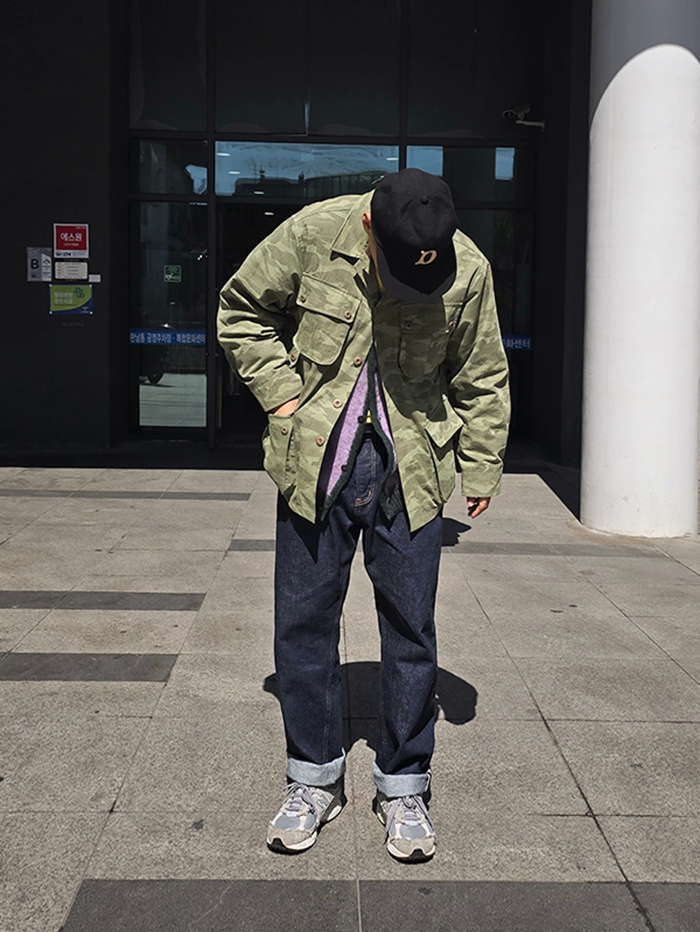 Hongwoosung Jungle Fatigue Danim Jacket Olive, Hongwoosung Collect Wide Fit Selvedge Denim Jean Indigo 착용 스타일 - 2