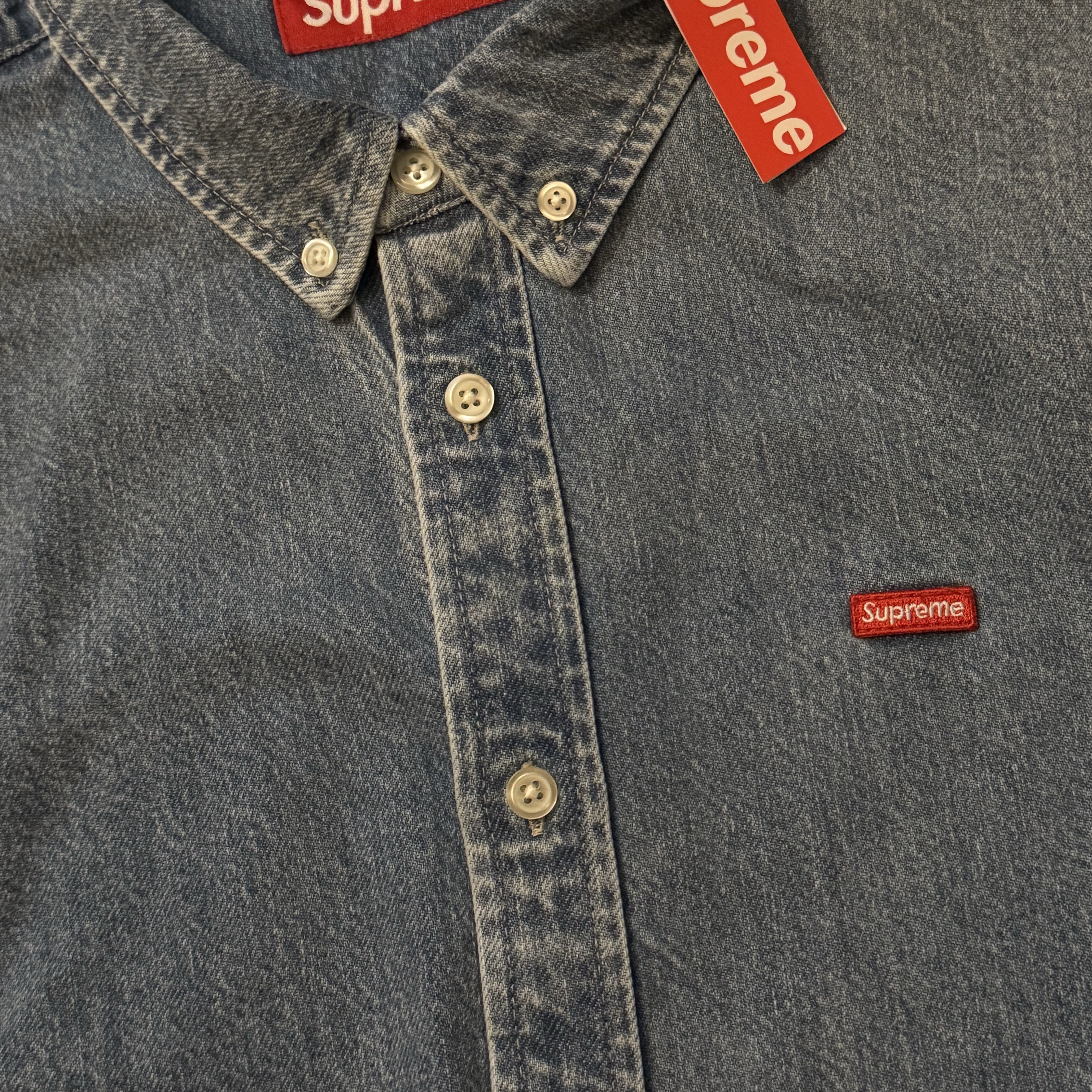 Supreme Small Box Denim Shirt Washed Indigo - 25SS 착용 스타일