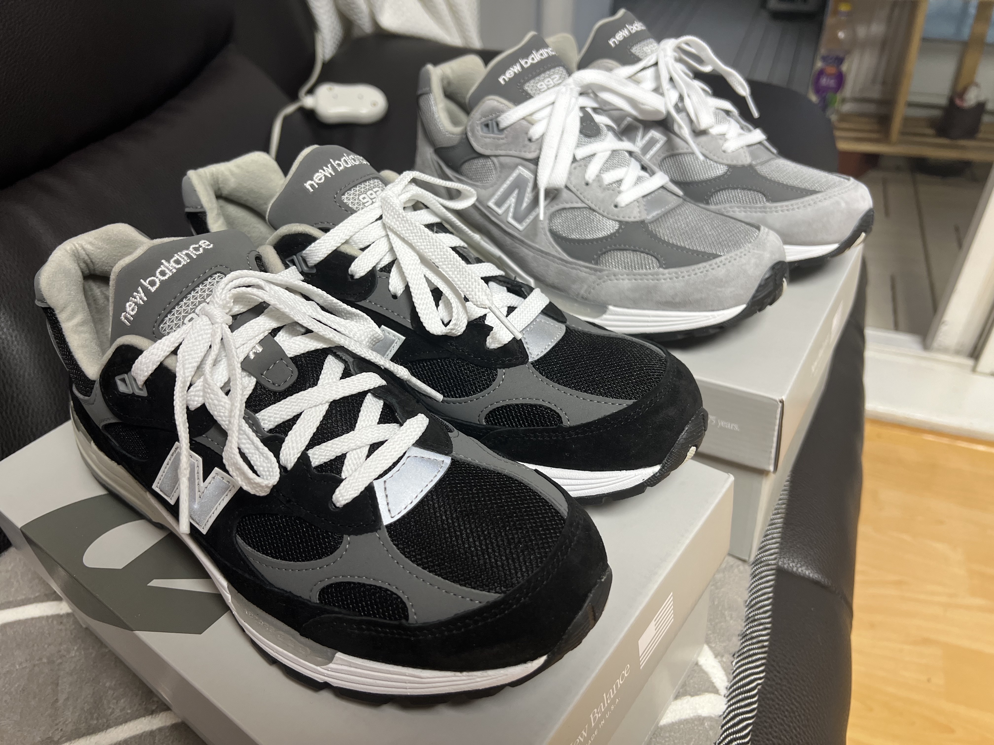 New Balance 992 Made in USA Core Black Grey 착용 스타일